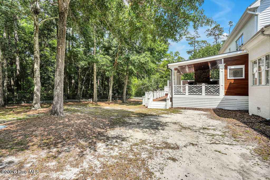 5617 Maxwell Place