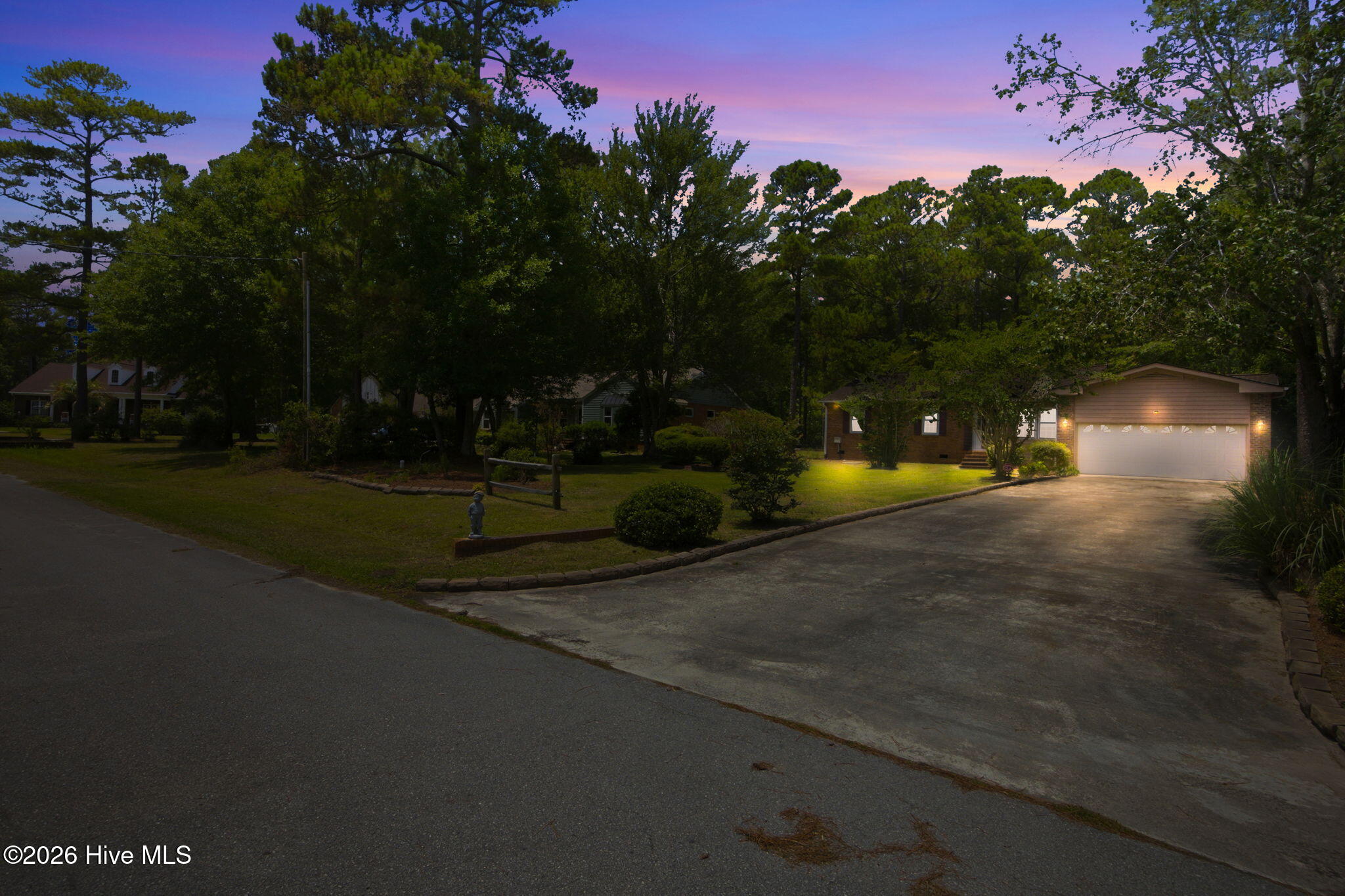 1 Hogan Court