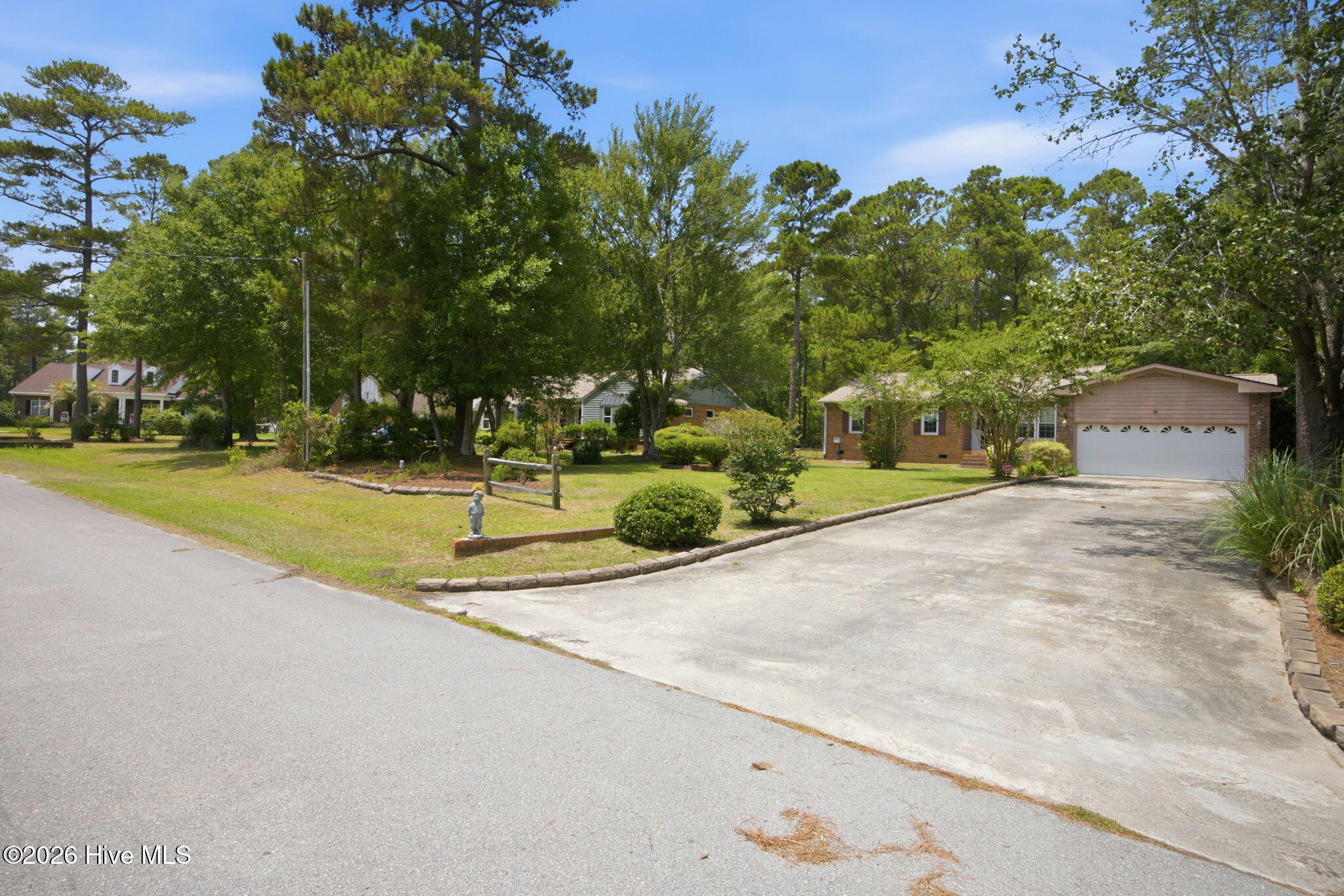 1 Hogan Court