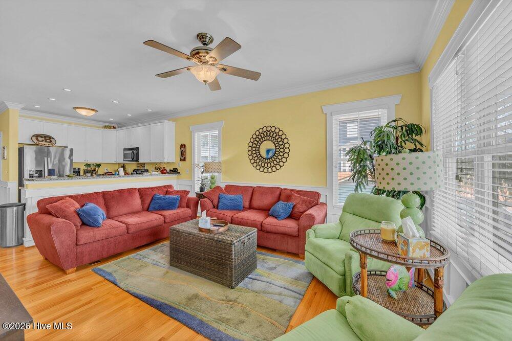 1218 Lake Park Boulevard S 1