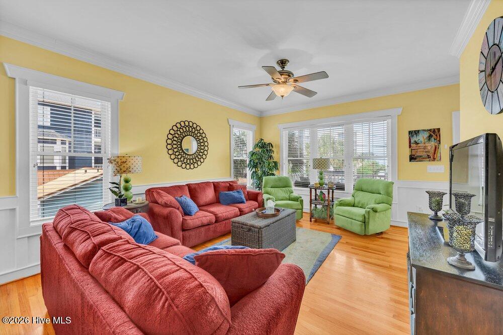 1218 Lake Park Boulevard S 1