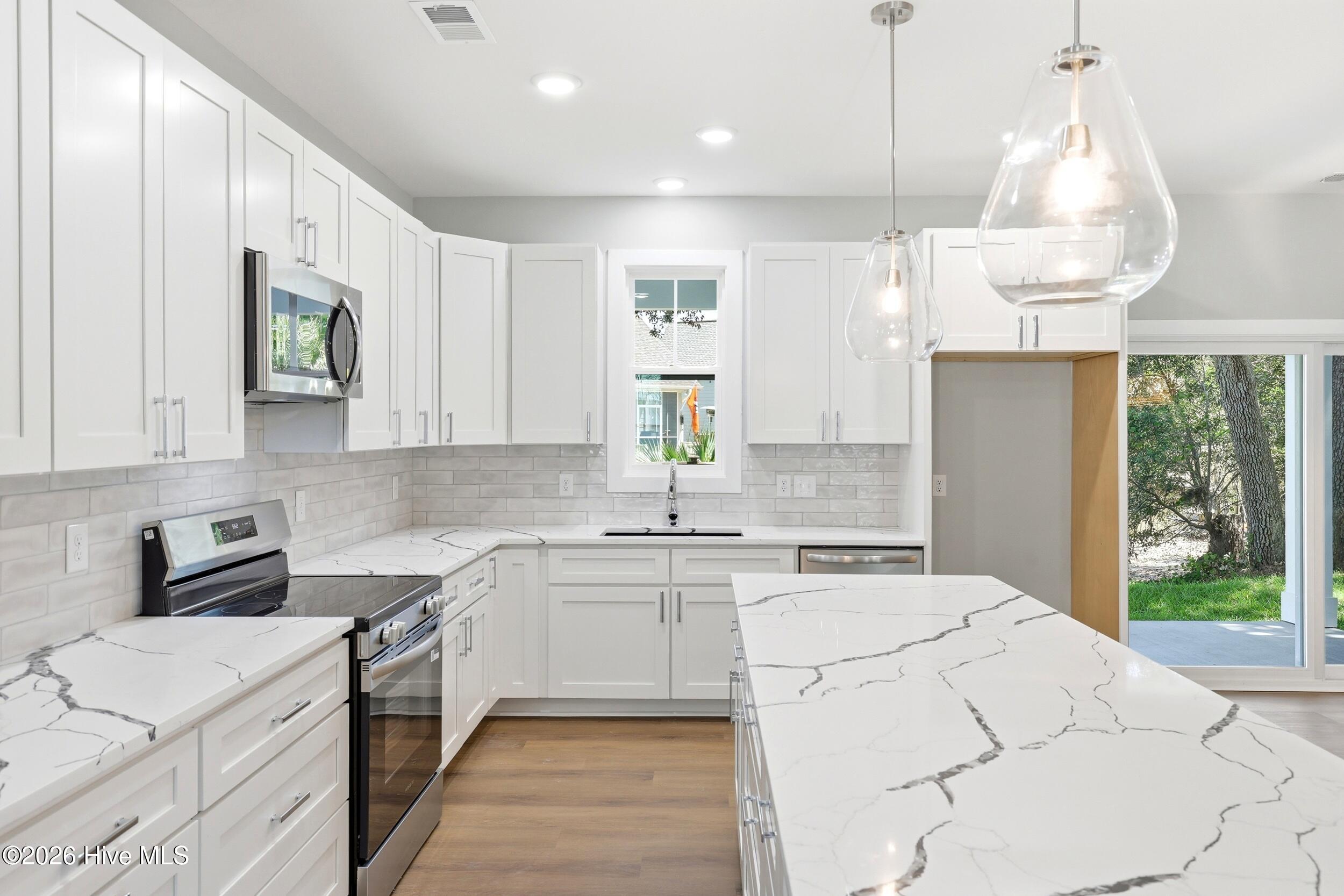 4890 Olde Cypress Lane