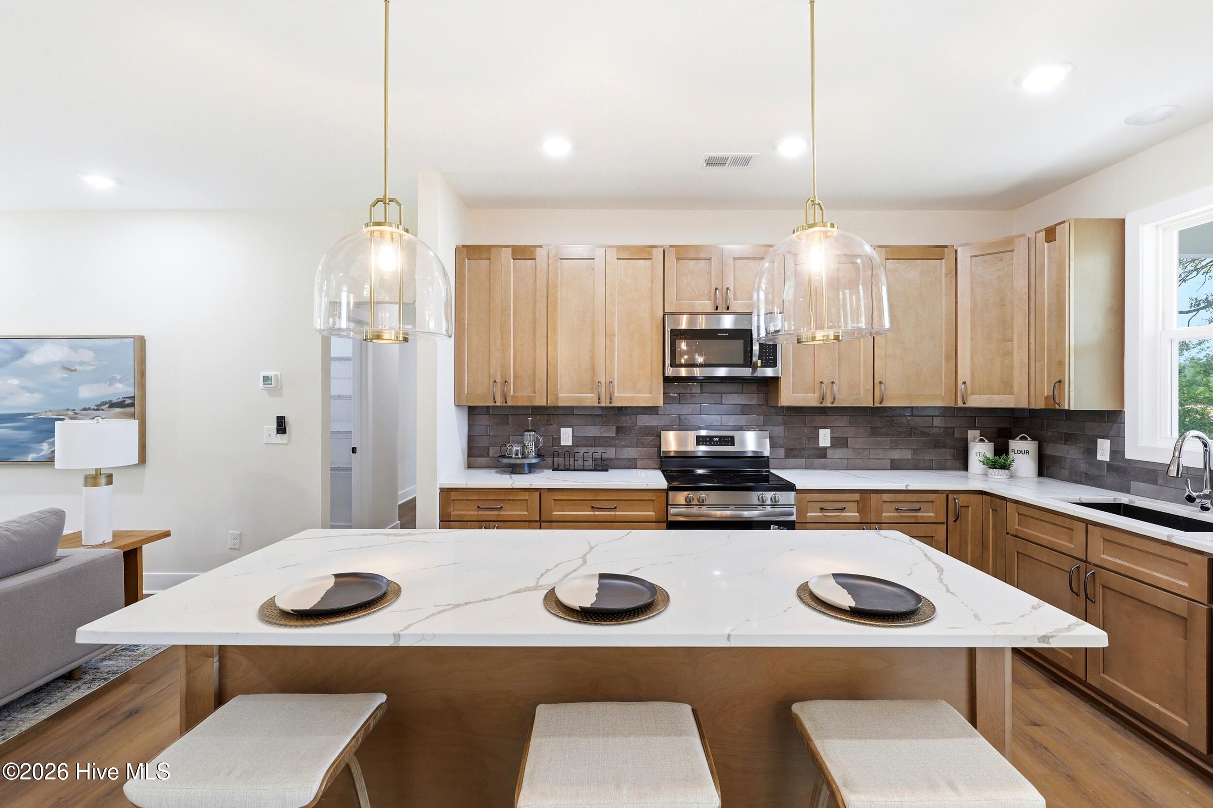 4892 Streamwood Circle