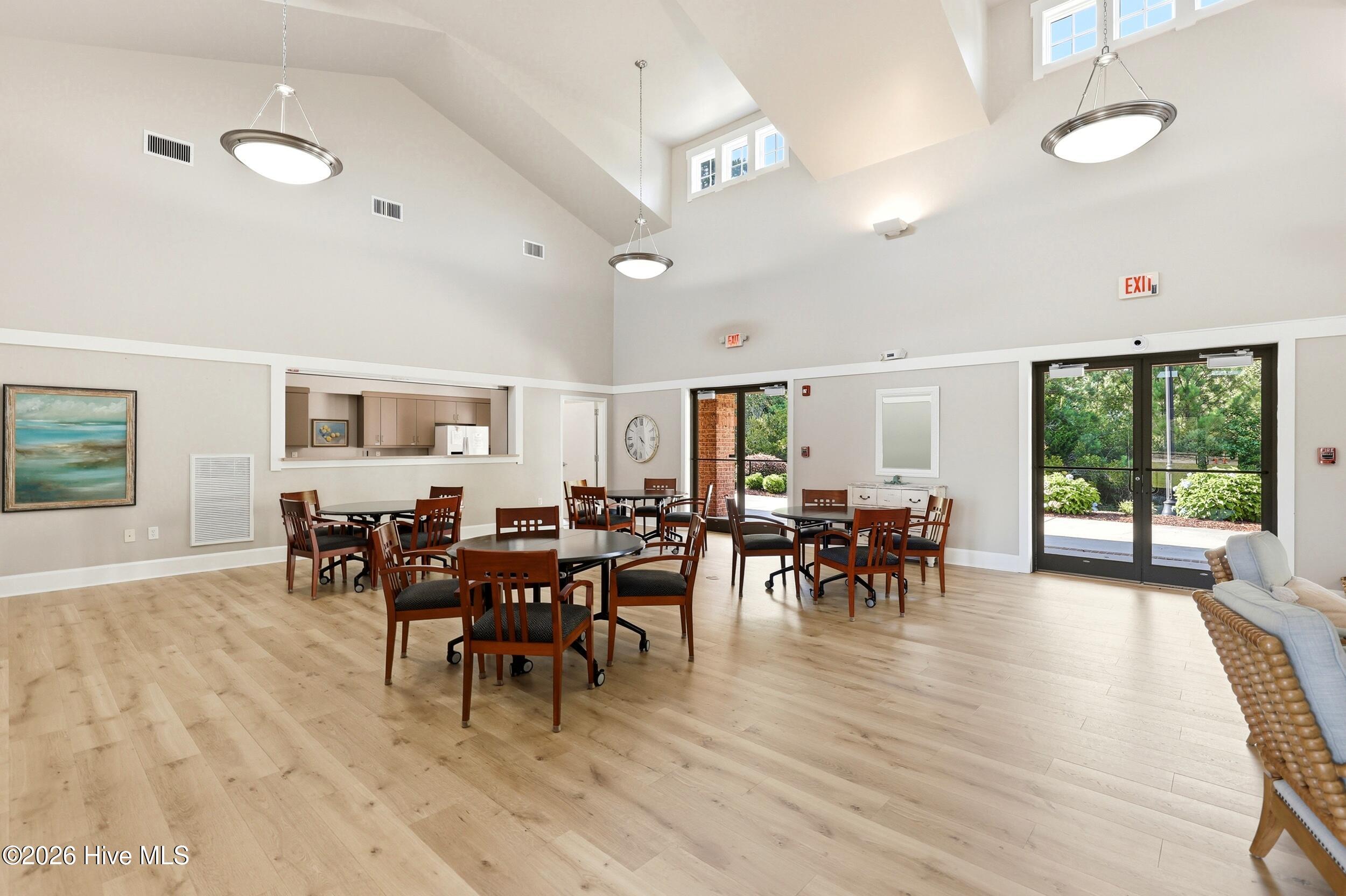 4892 Streamwood Circle