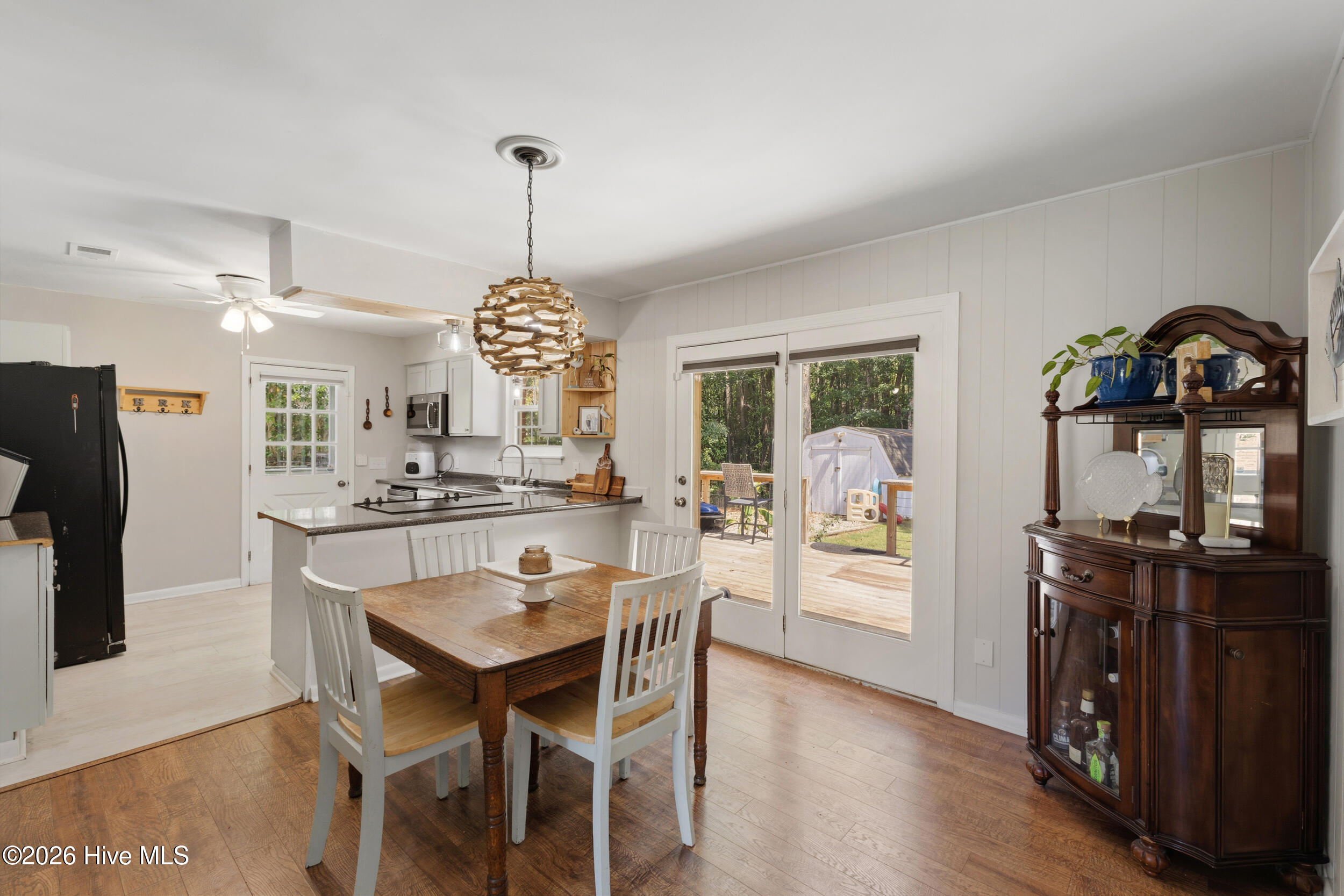 4109 Lynbrook Drive