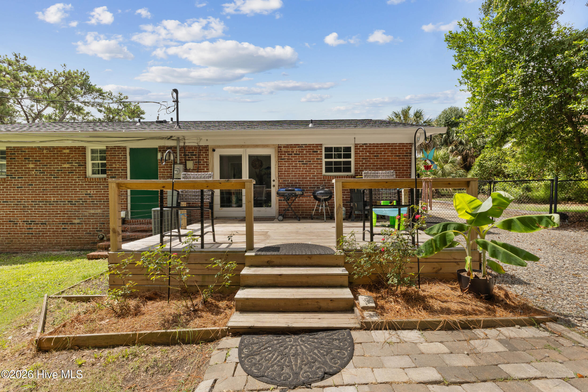 4109 Lynbrook Drive