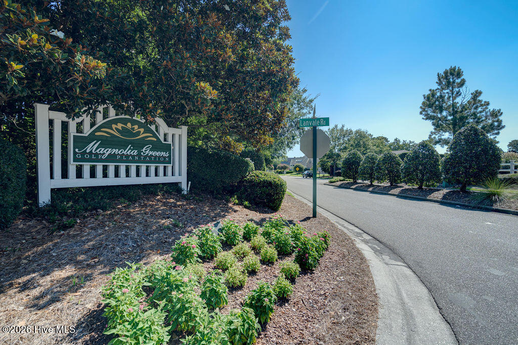 1081 Ridgemont Drive