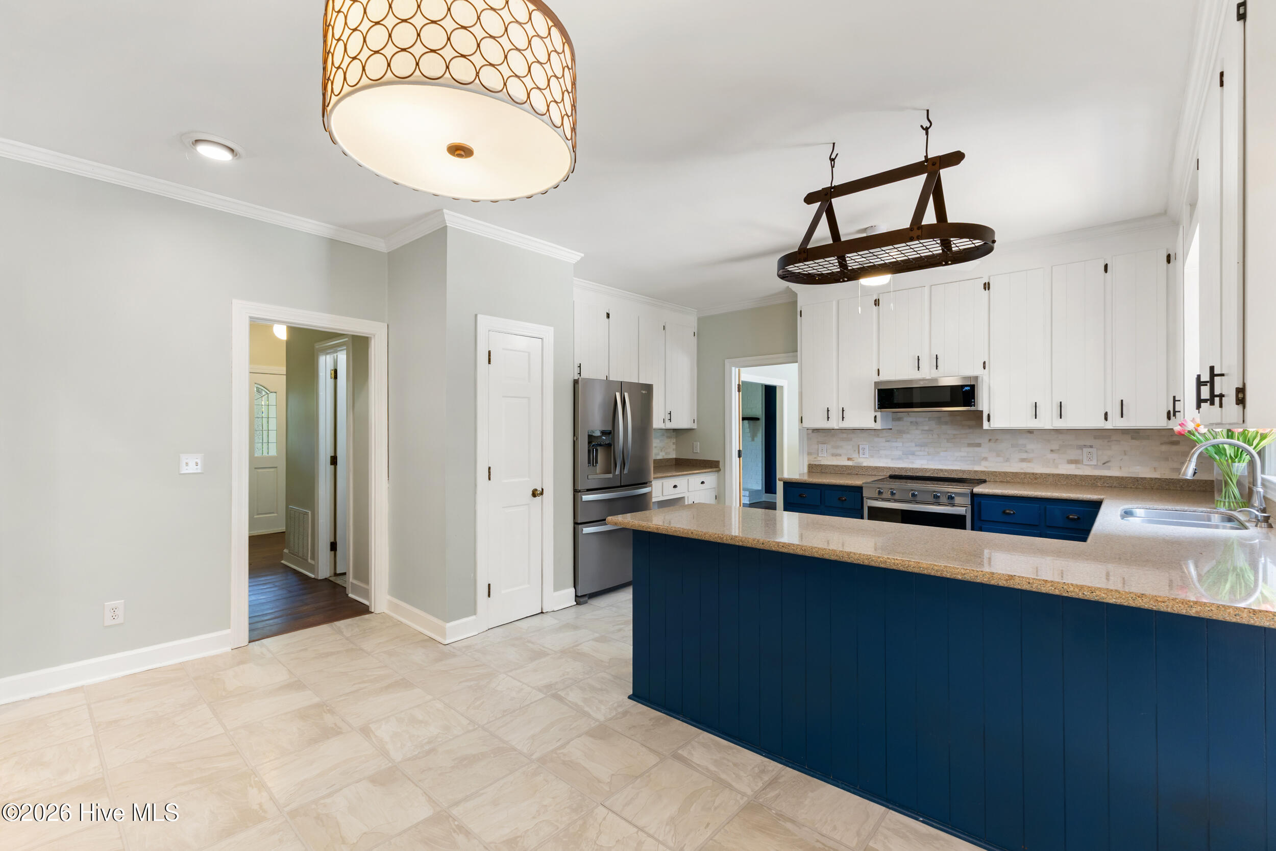 203 Savoy Circle