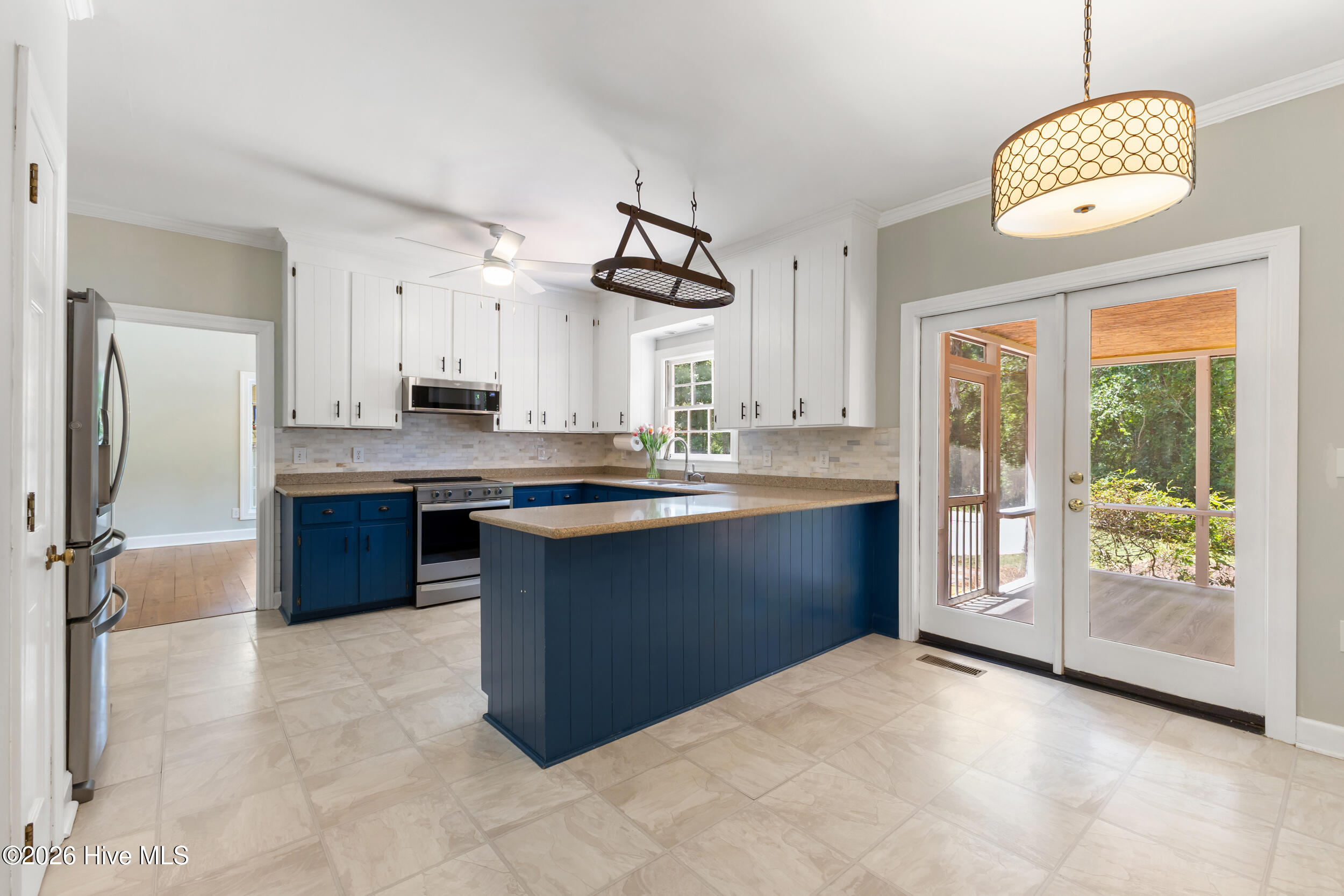 203 Savoy Circle