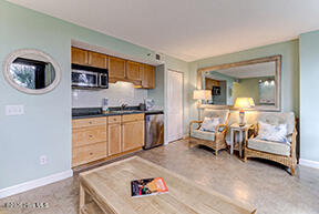 2700 N Lumina Avenue N Unit 115