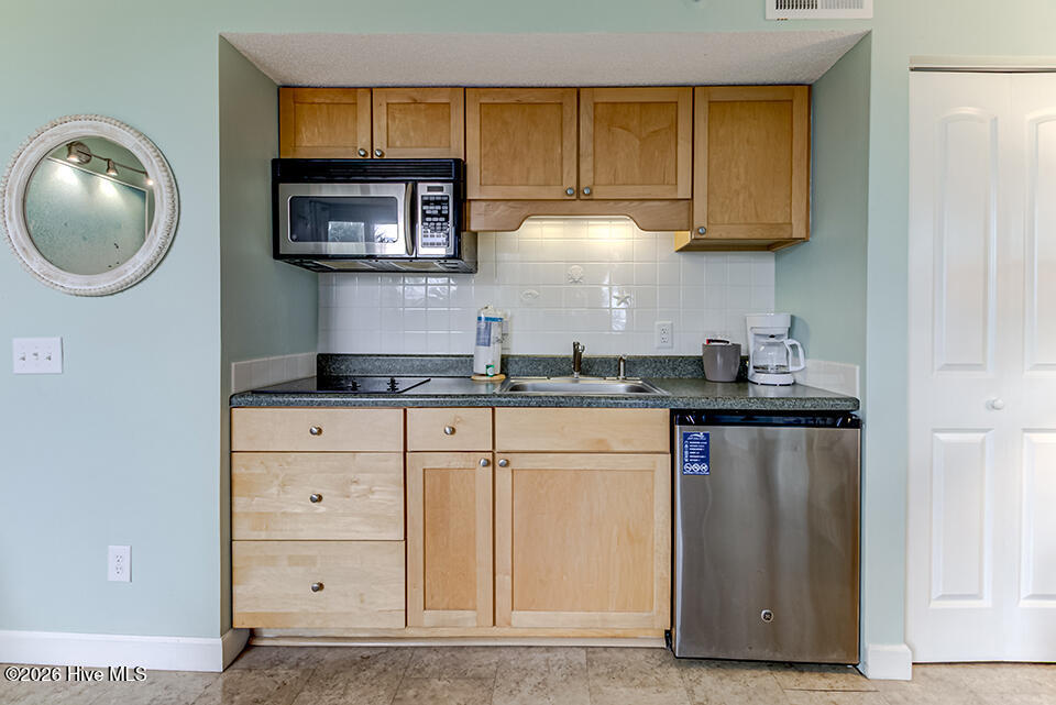 2700 N Lumina Avenue N Unit 115
