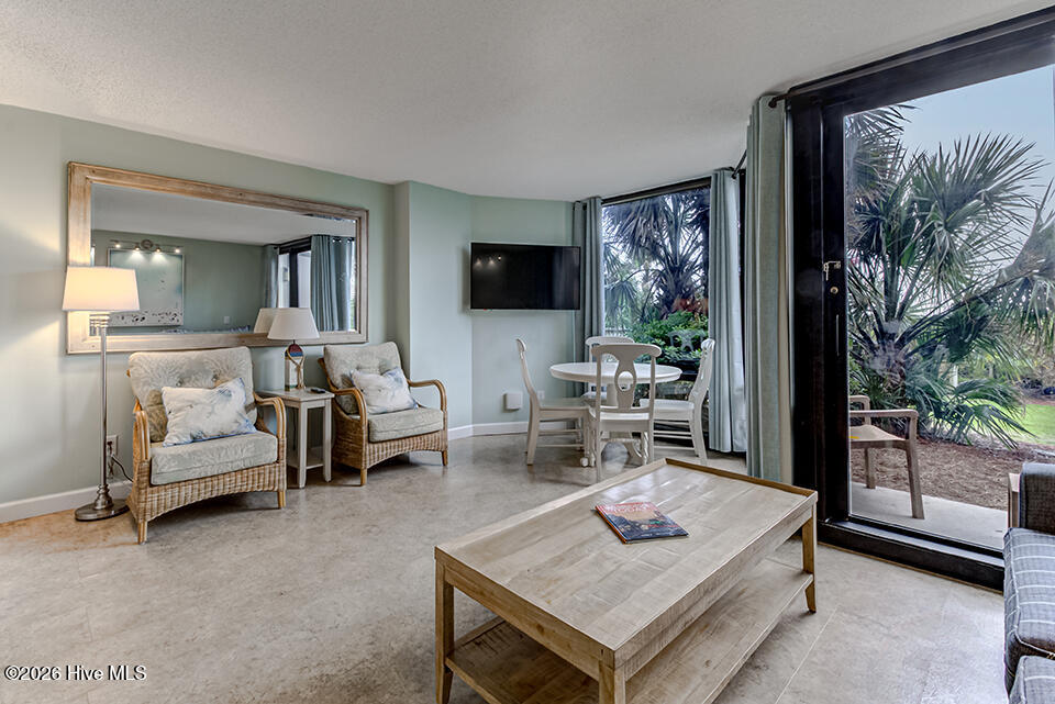2700 N Lumina Avenue N Unit 115