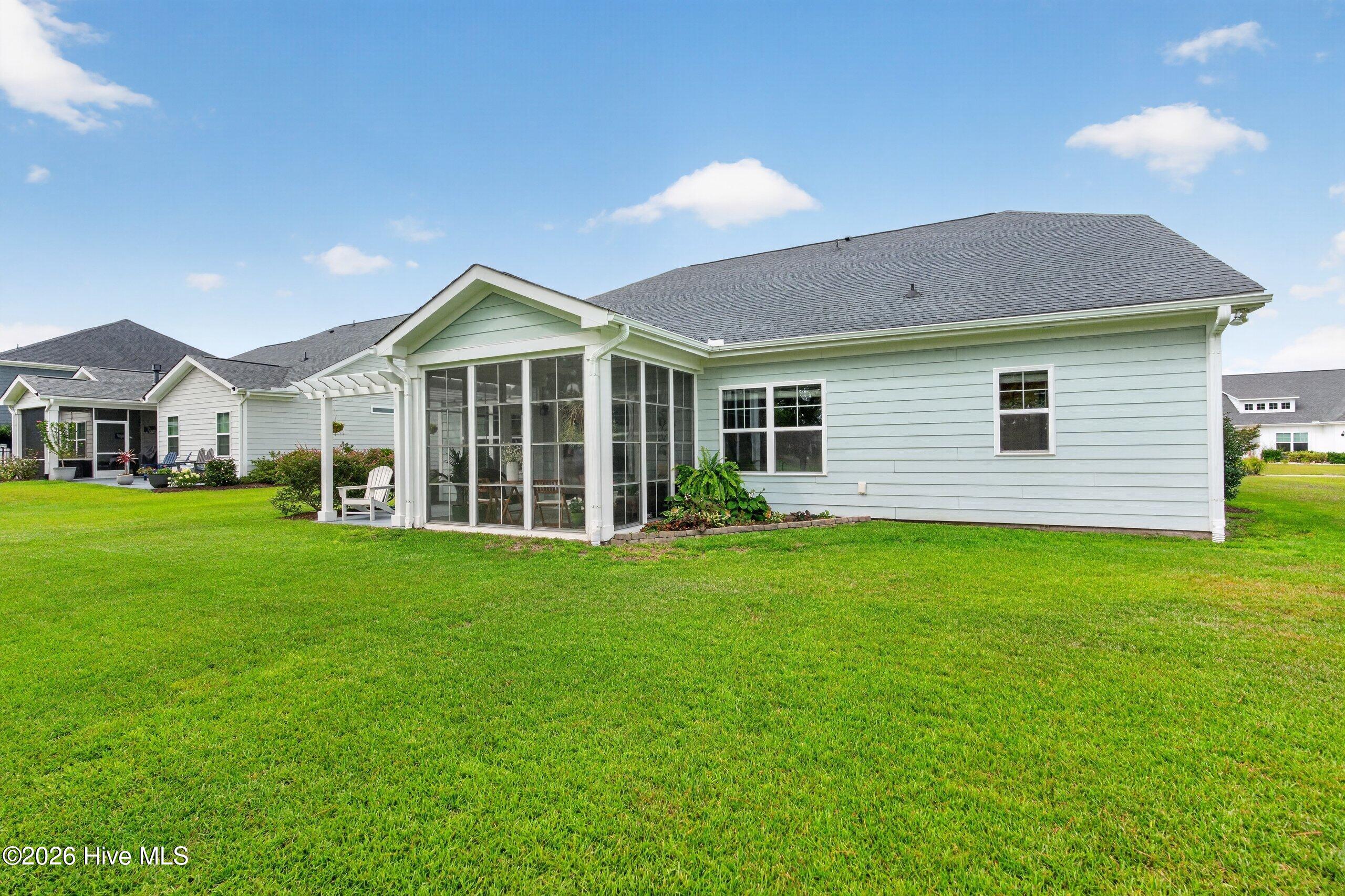 421 Island End Court