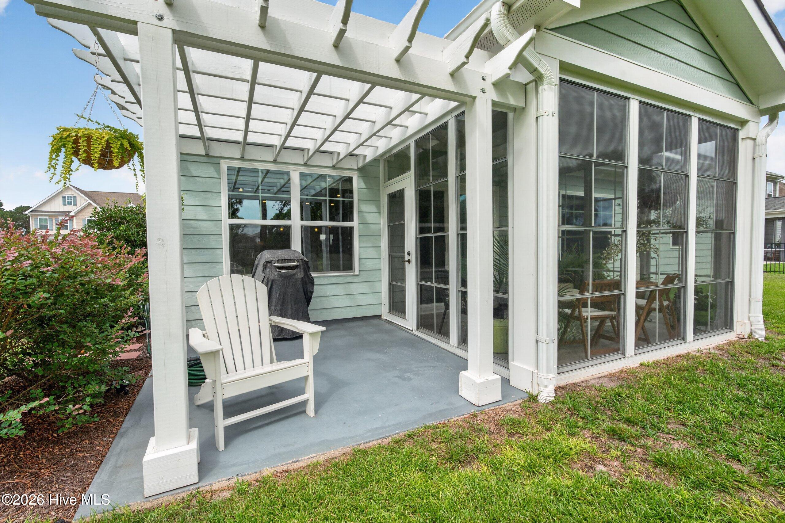 421 Island End Court