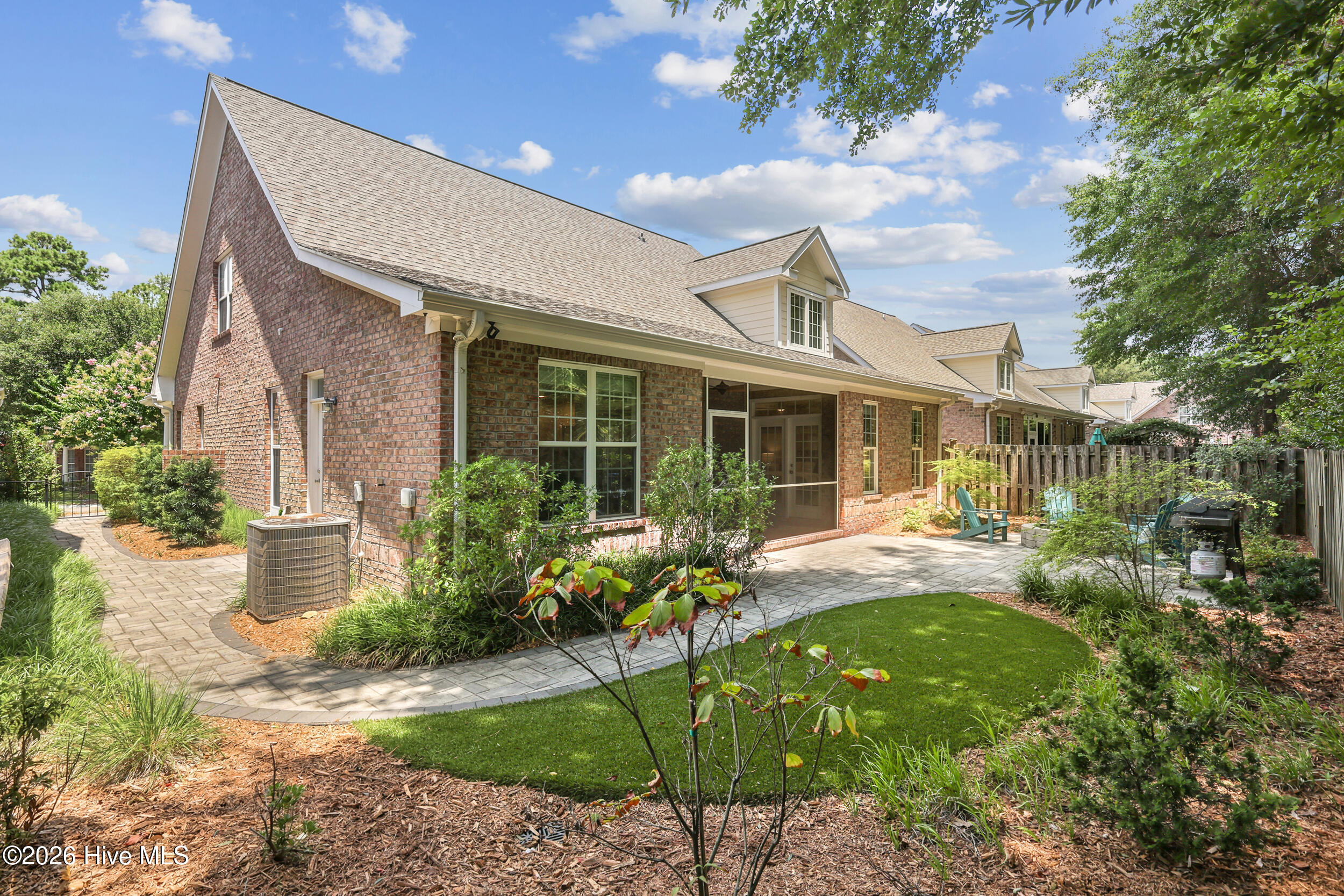 5136 Somersett Lane