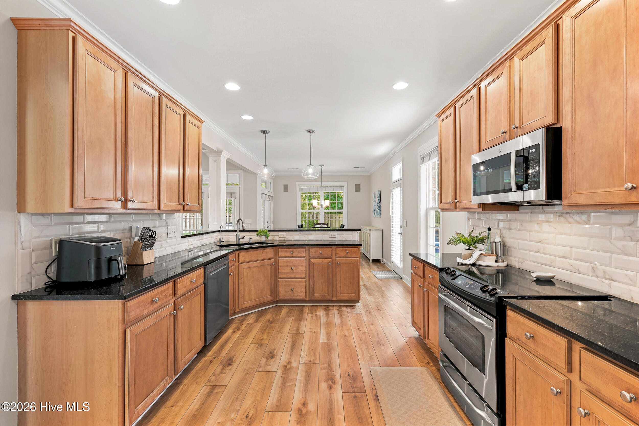 5136 Somersett Lane