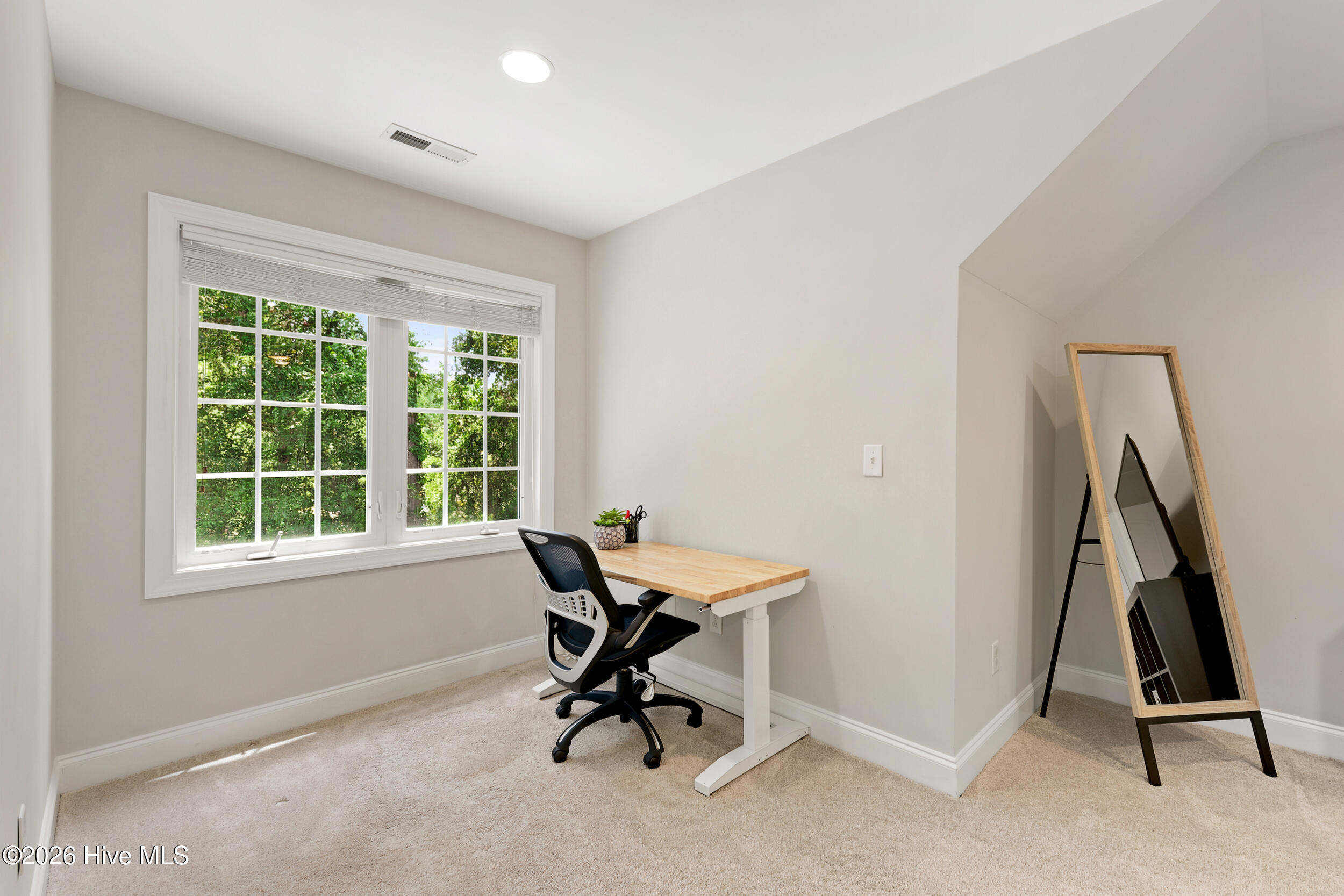 5136 Somersett Lane