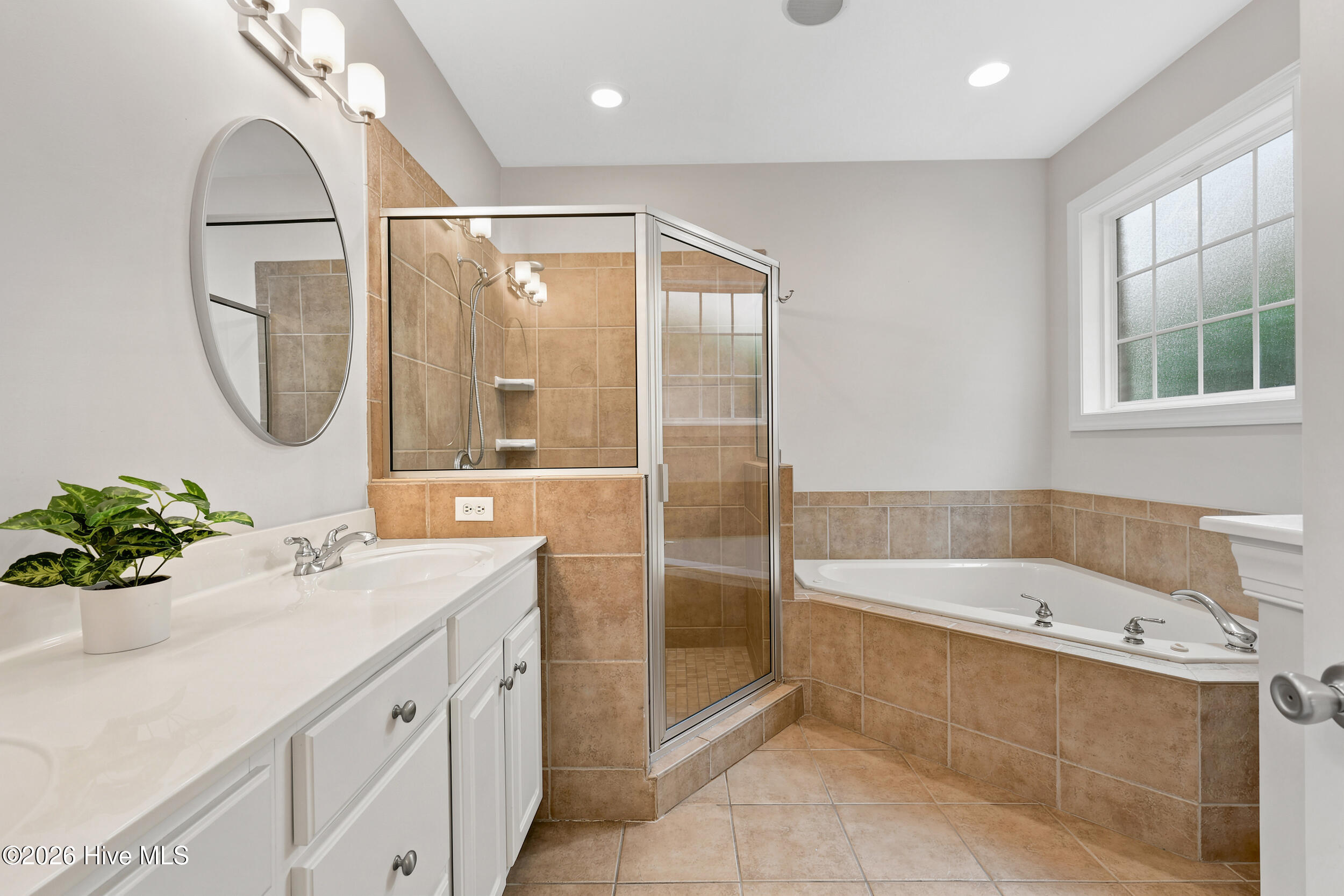 5136 Somersett Lane