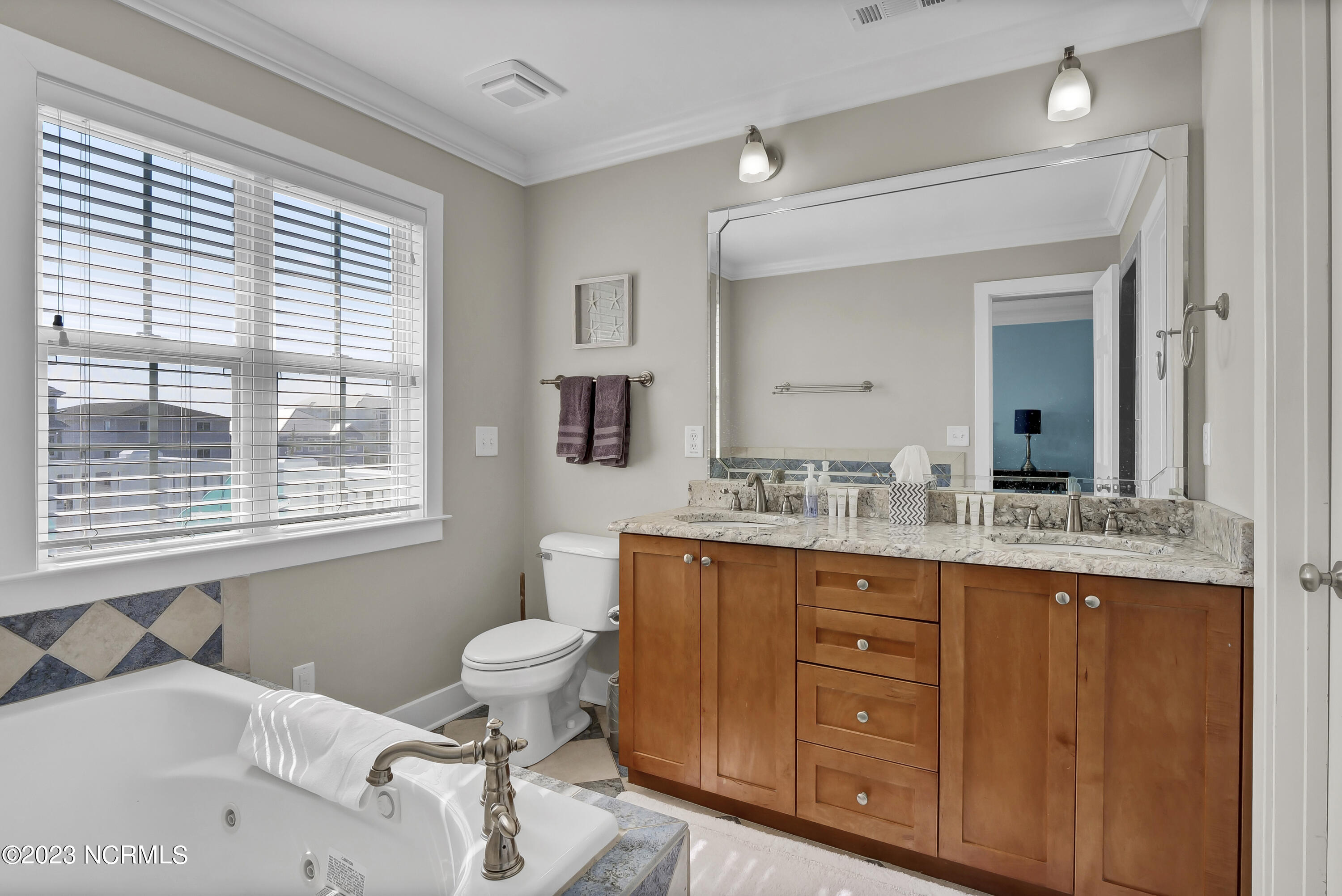 1214 Canal Drive Unit 103