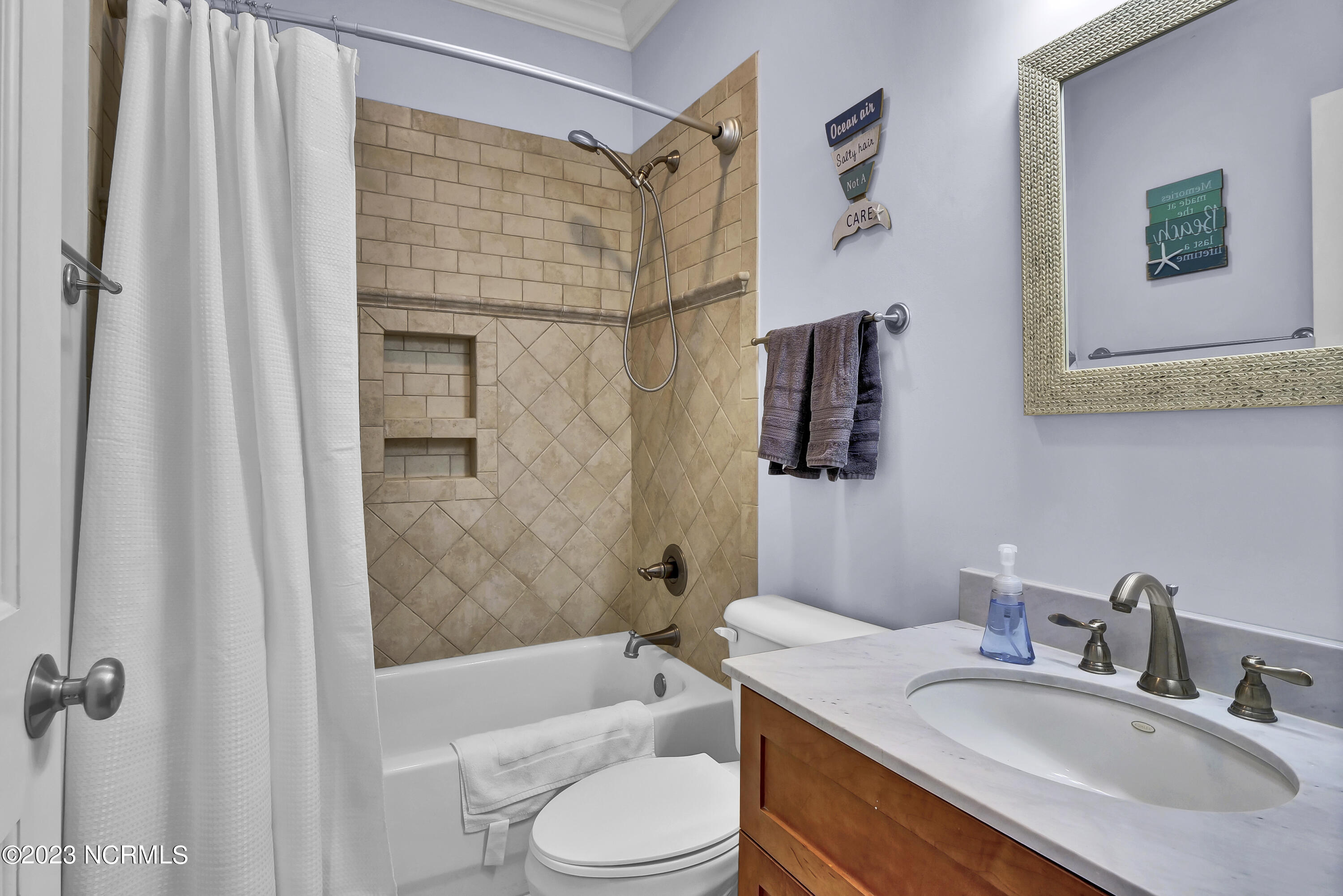1214 Canal Drive Unit 103