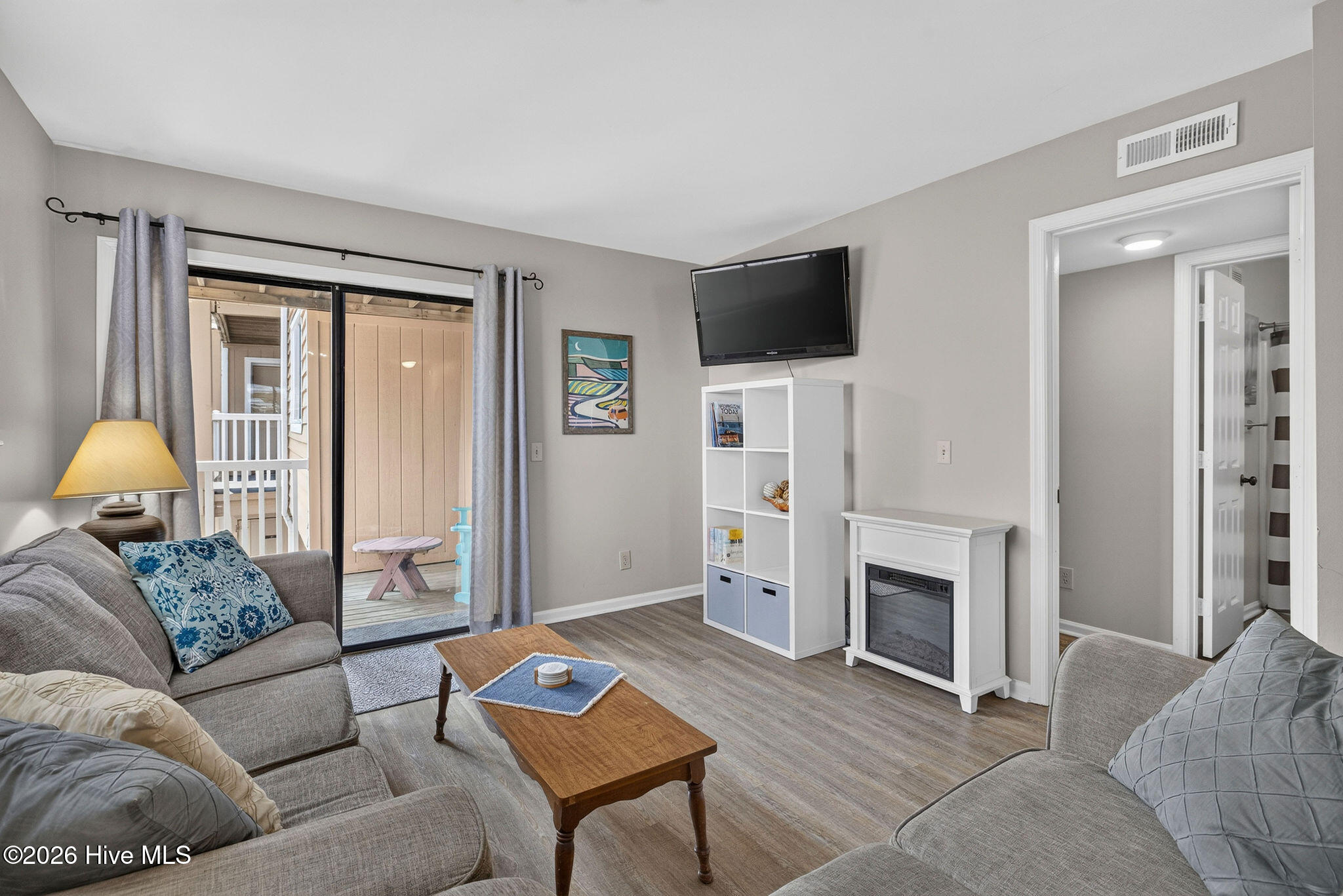 1101 Lake Park Boulevard S A5