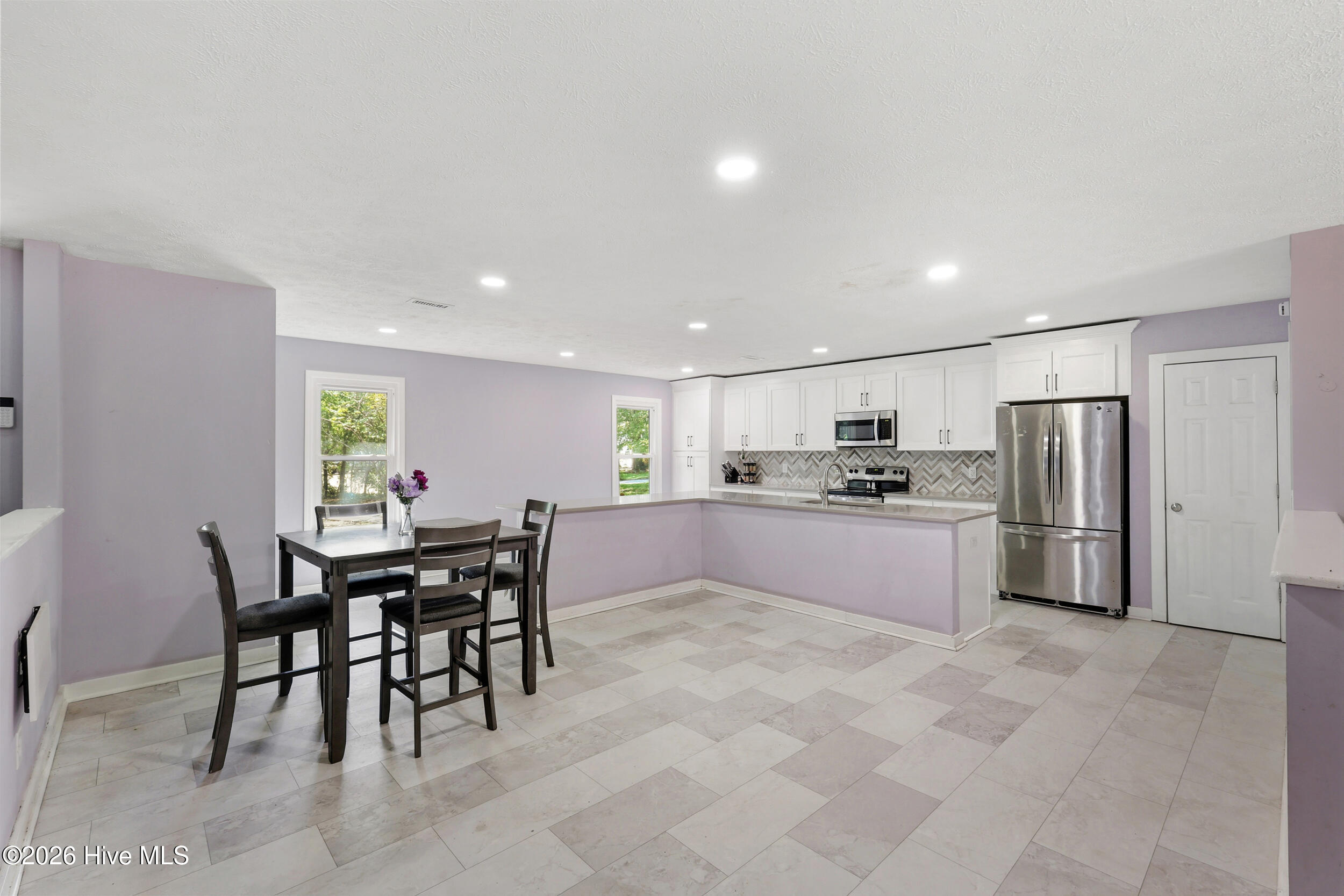 6901 Cedar Bluff