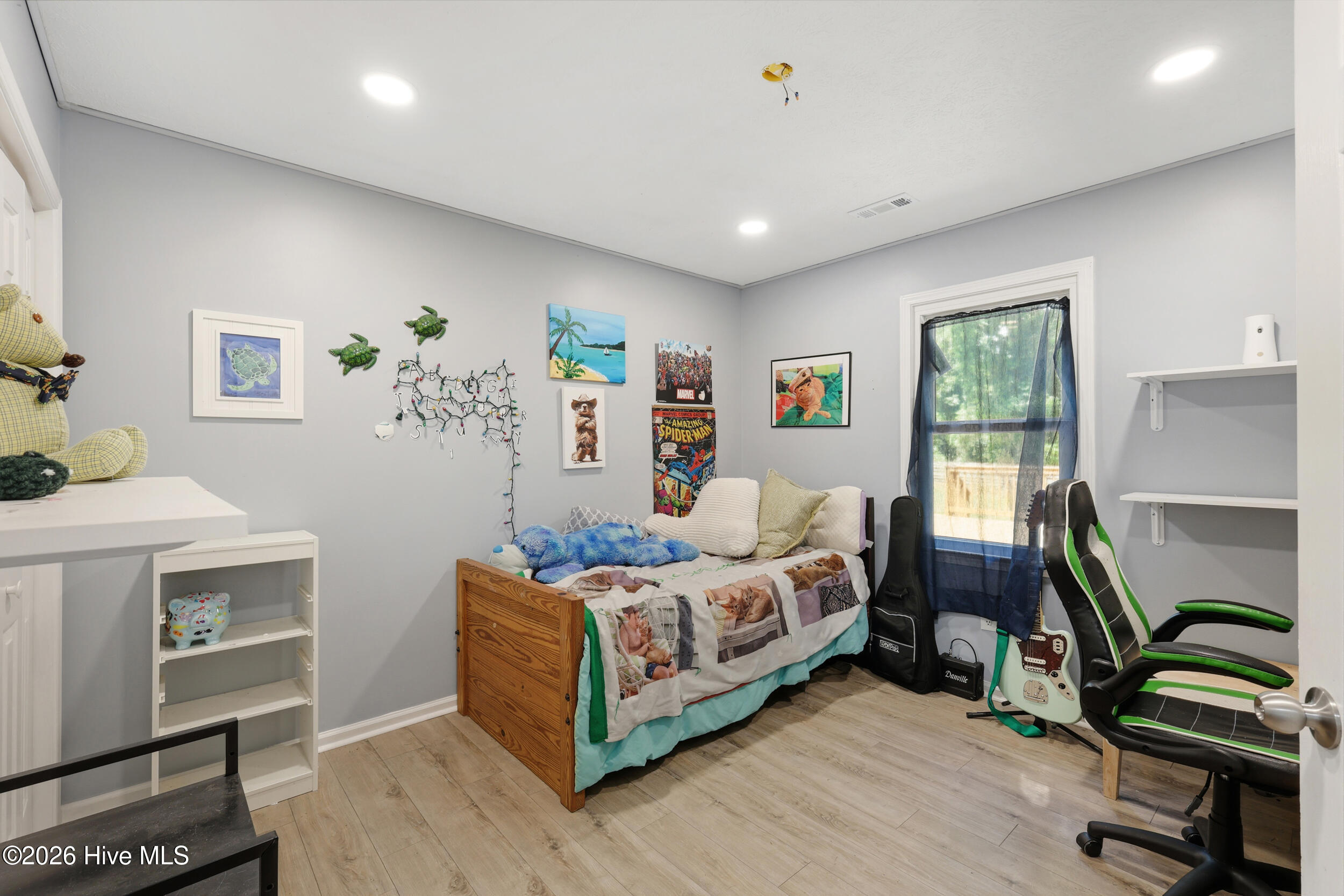 6901 Cedar Bluff