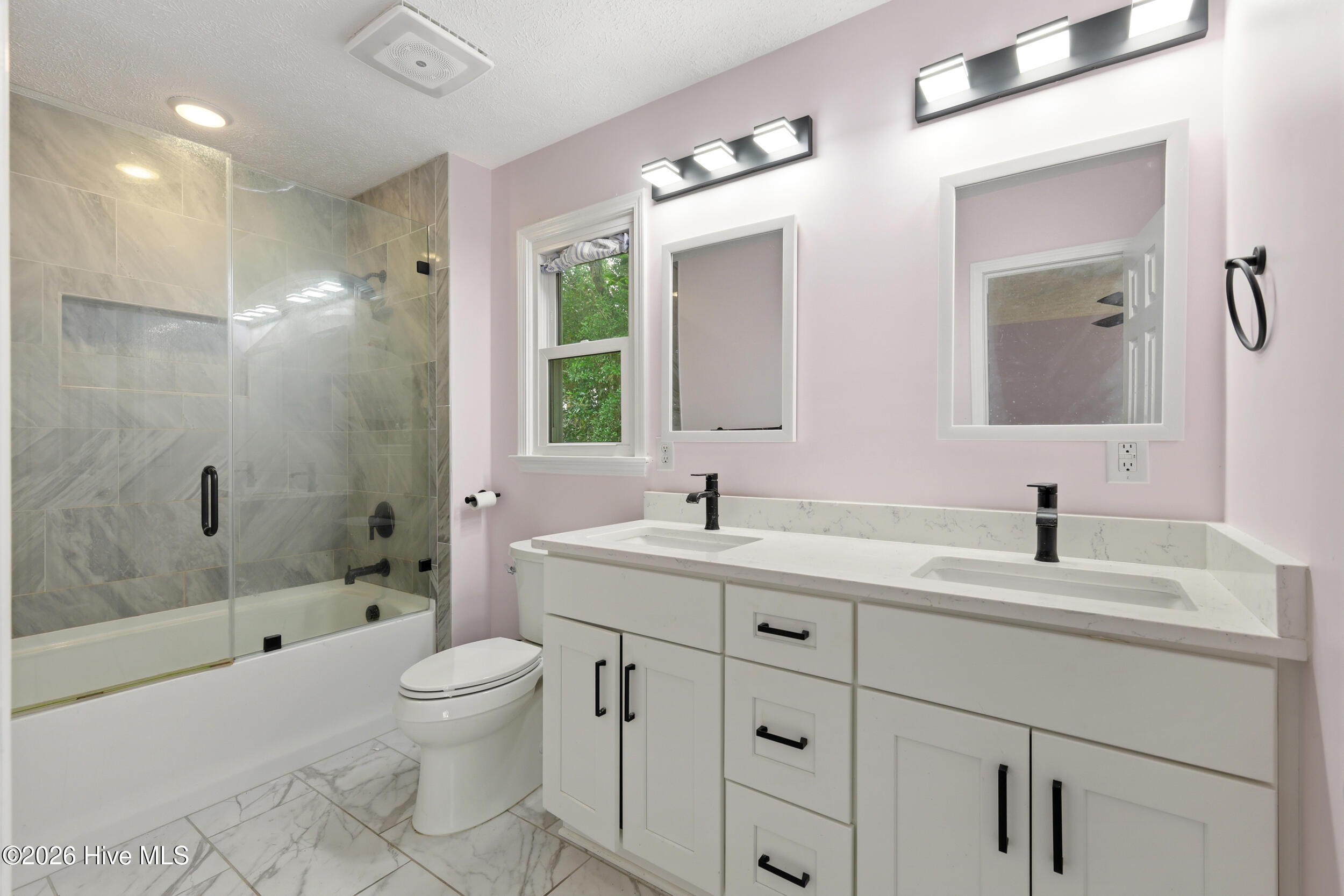 6901 Cedar Bluff