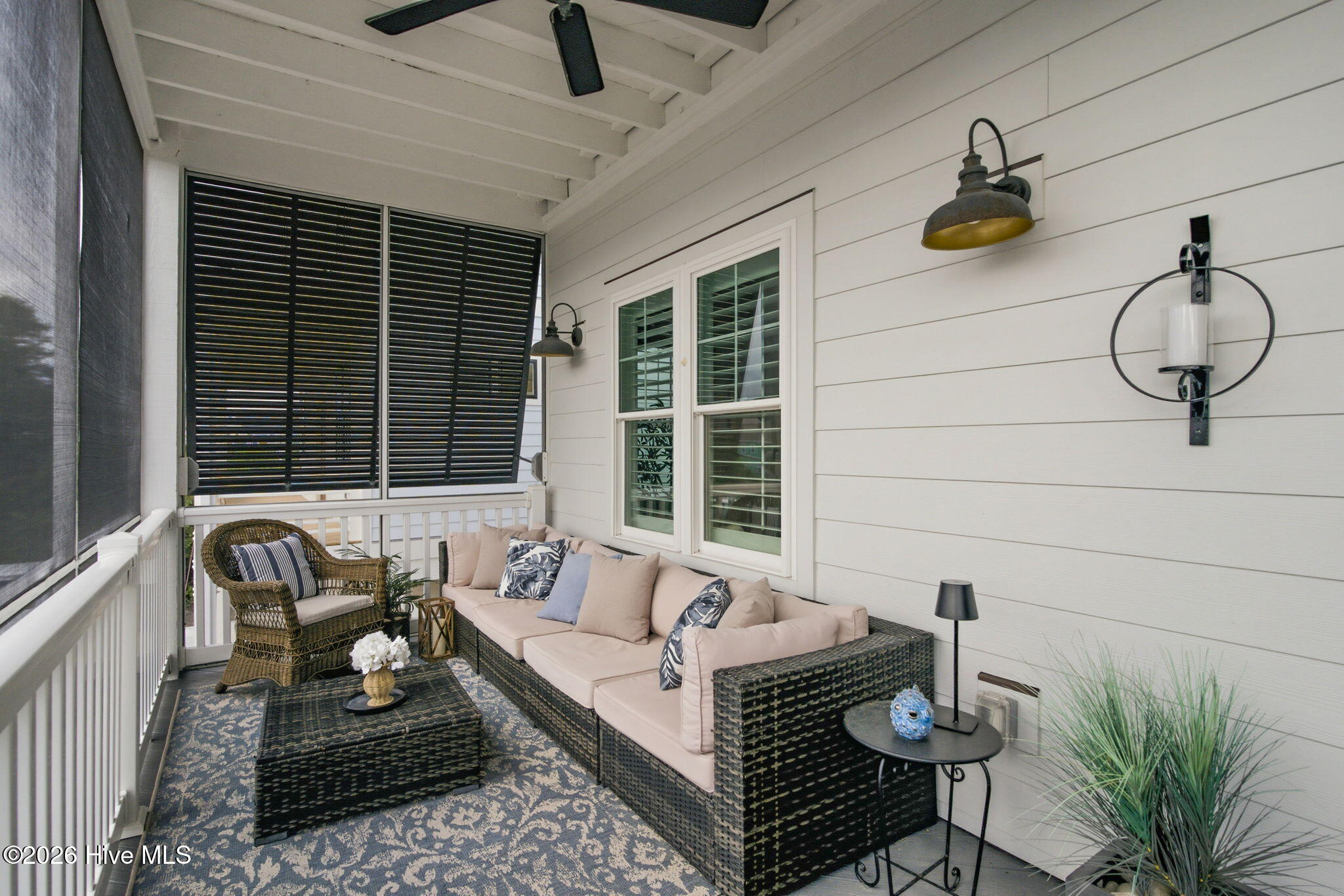 1119 Bonito Lane