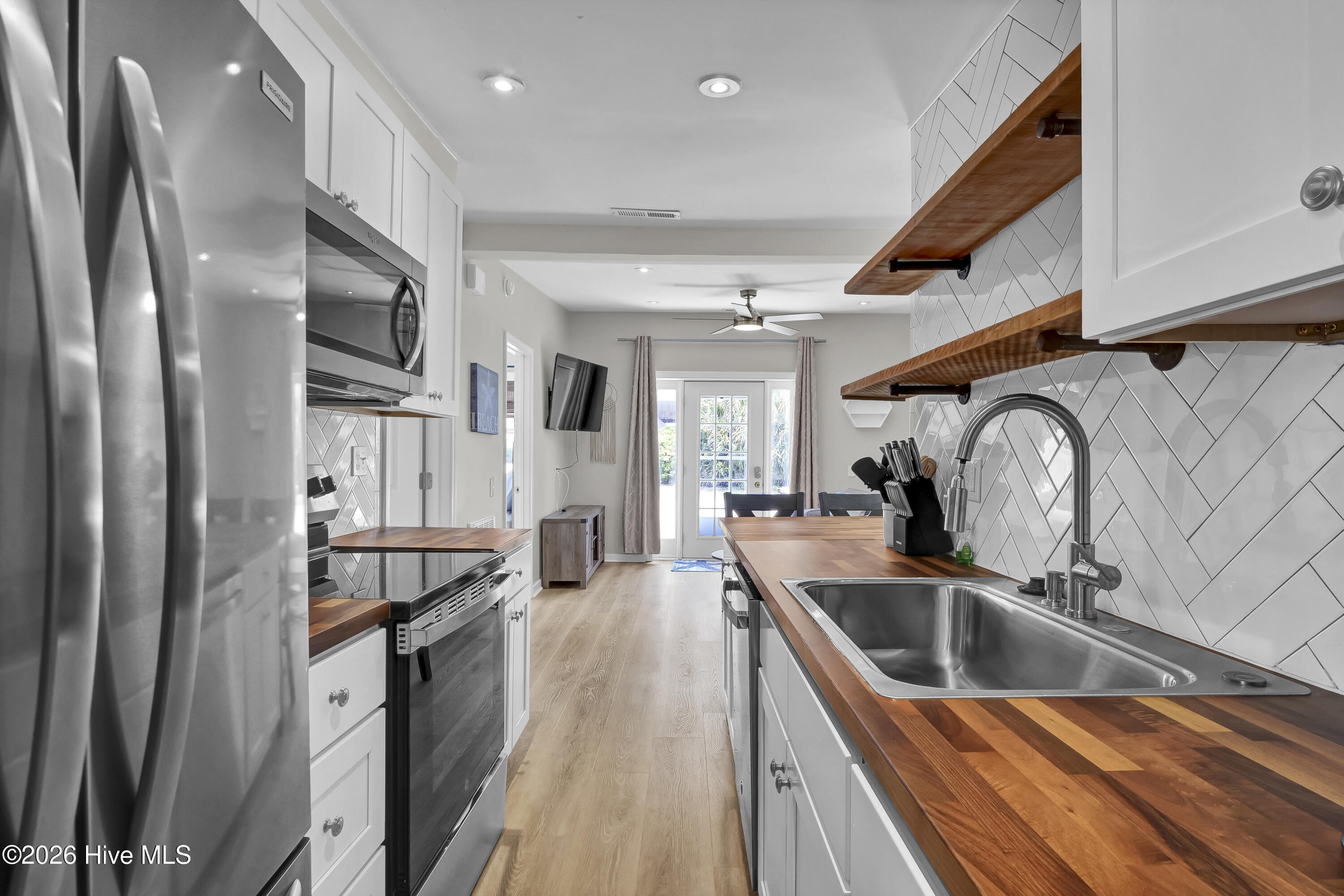 208 Woody Hewett Avenue Unit A
