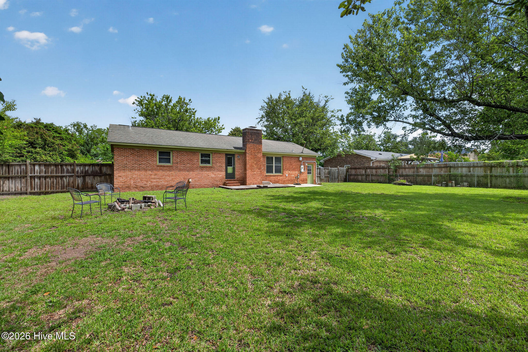 5010 Lord Tennyson Road
