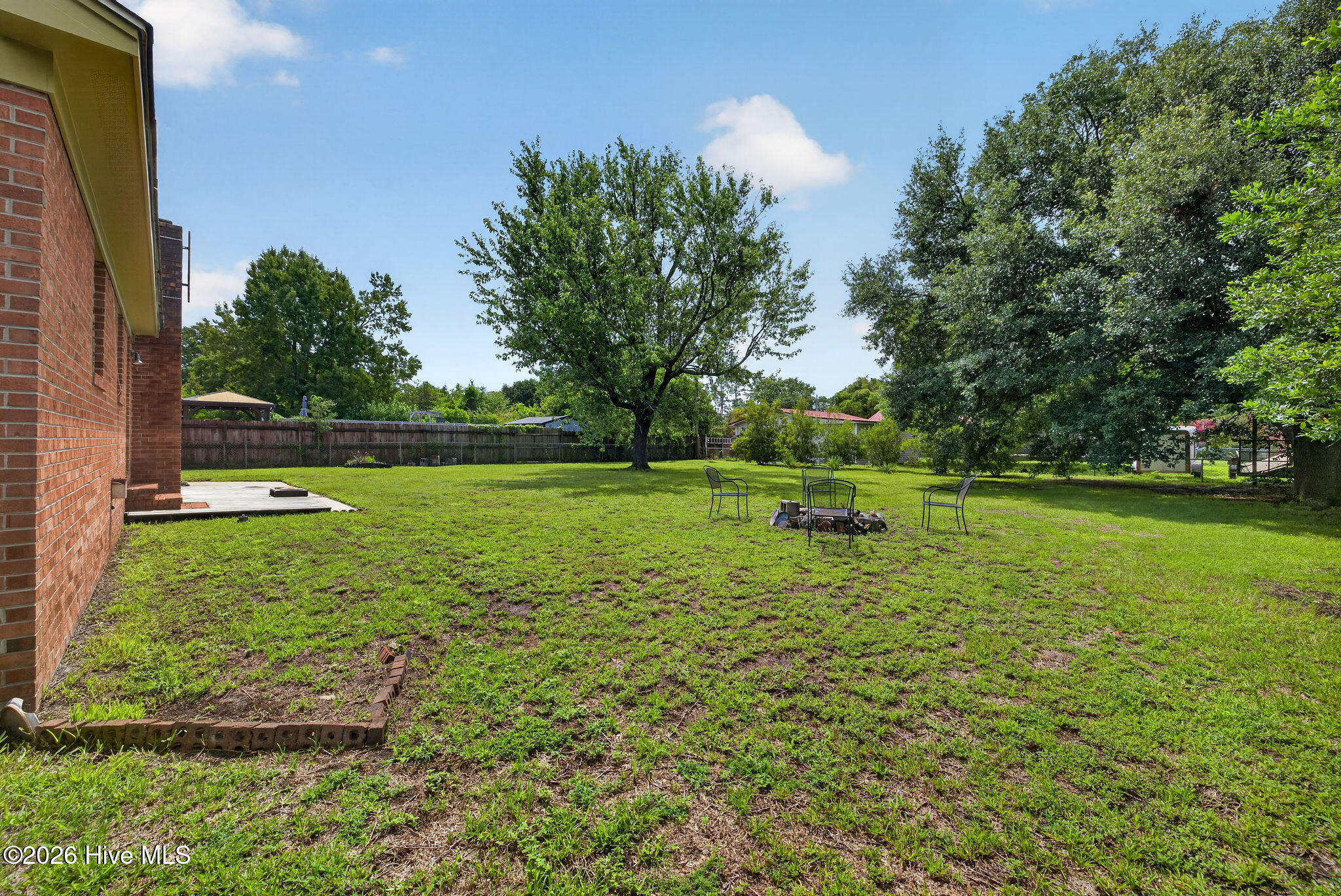 5010 Lord Tennyson Road