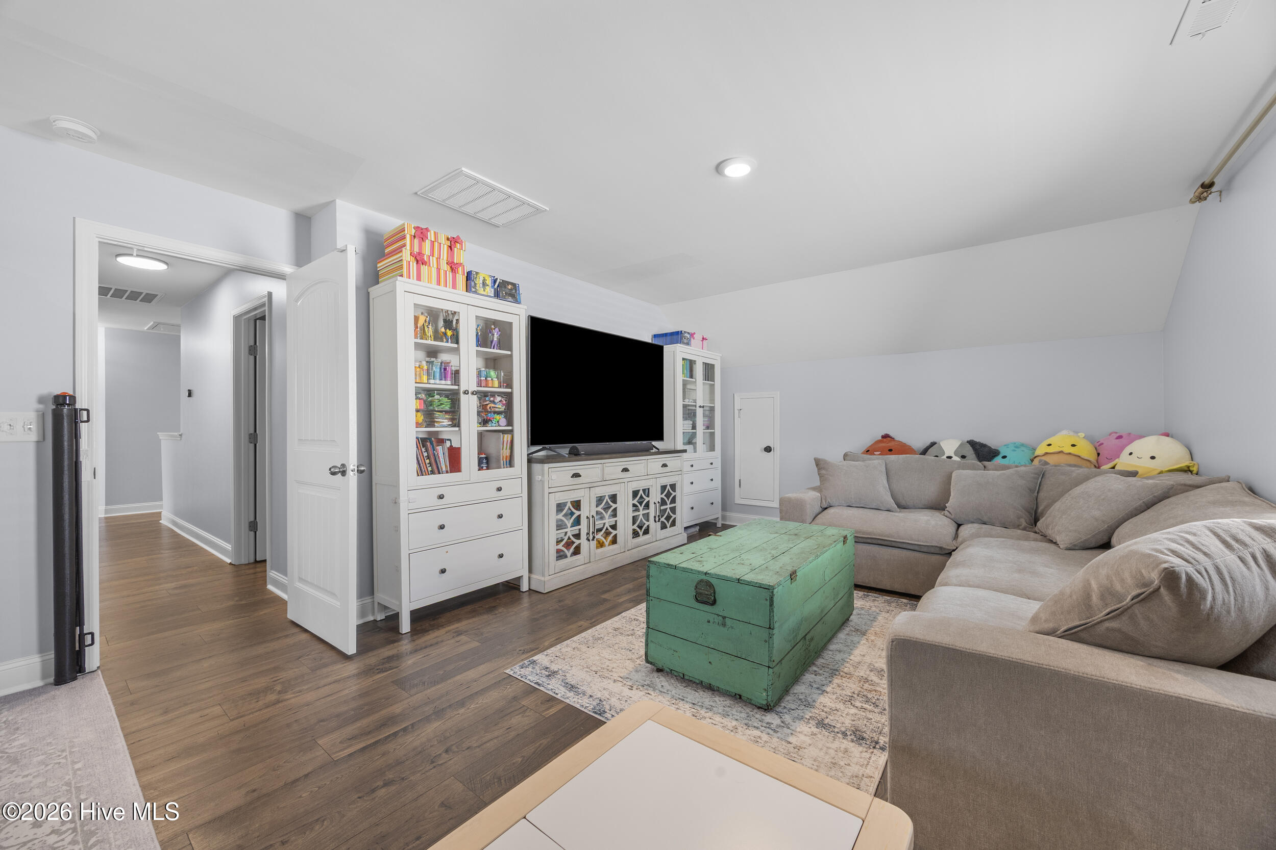 1508 Eastbourne Drive