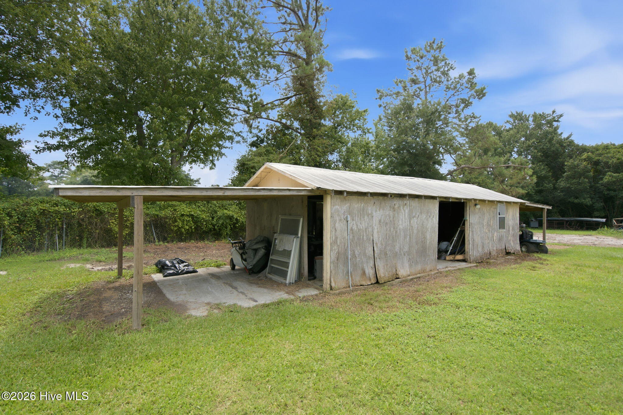 1971 Raccoon Road