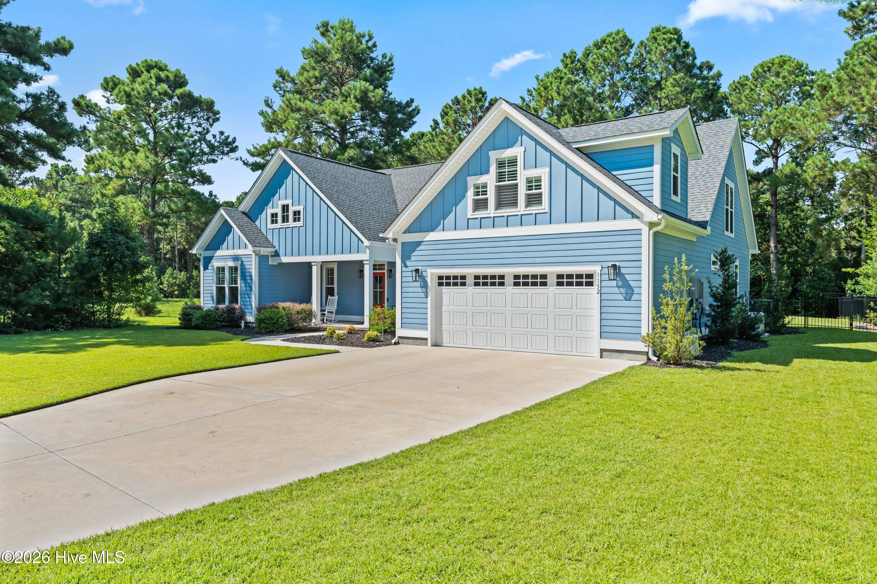 1152 Grandview Drive