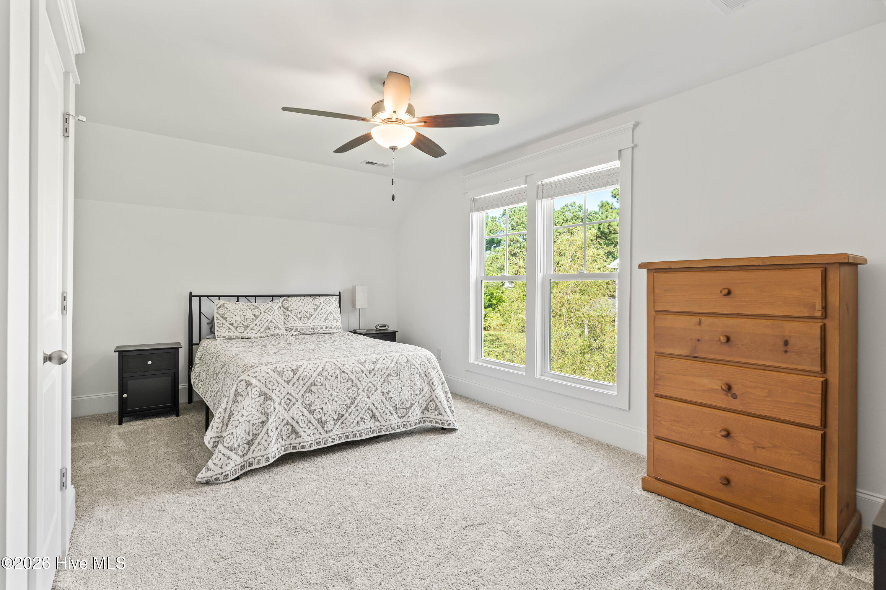 1152 Grandview Drive