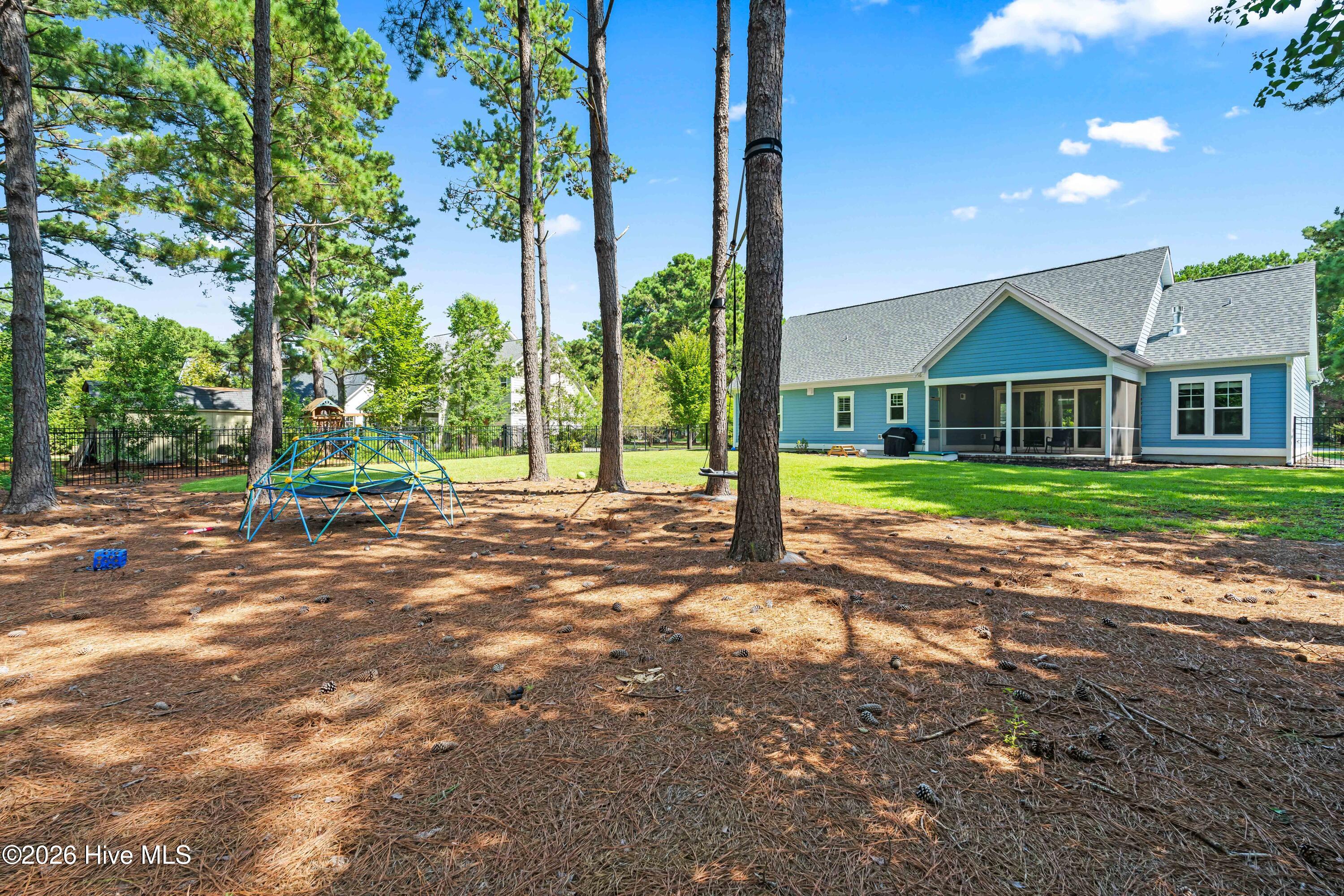 1152 Grandview Drive