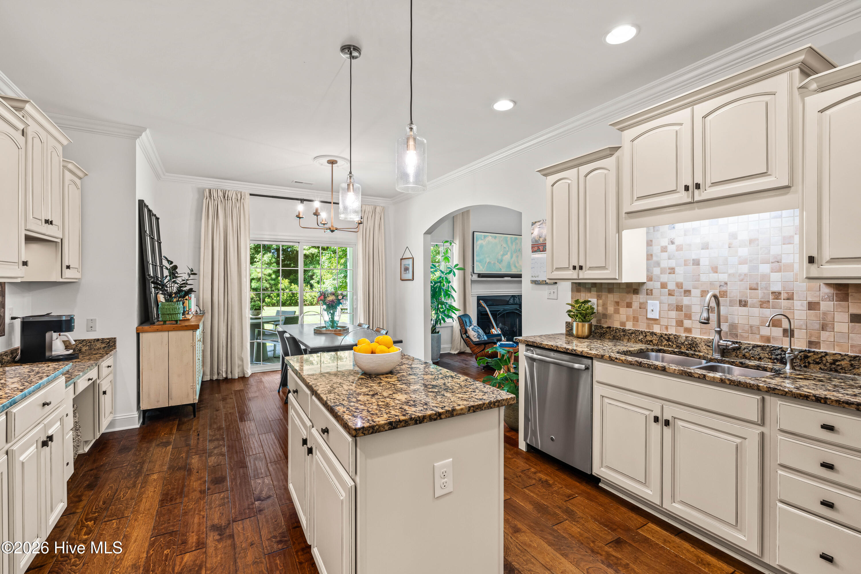 74 Aster Place