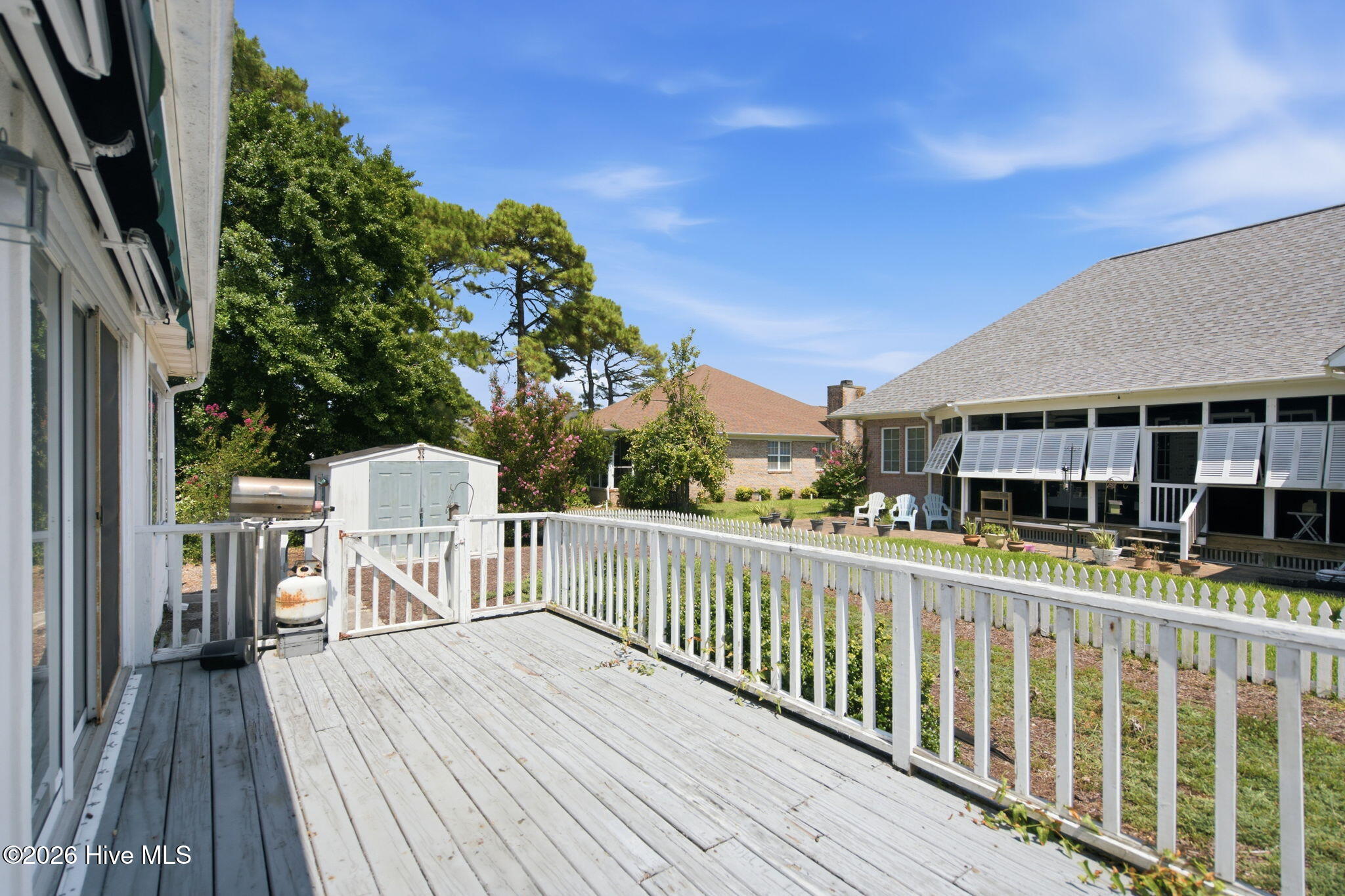 734 Settlers Lane