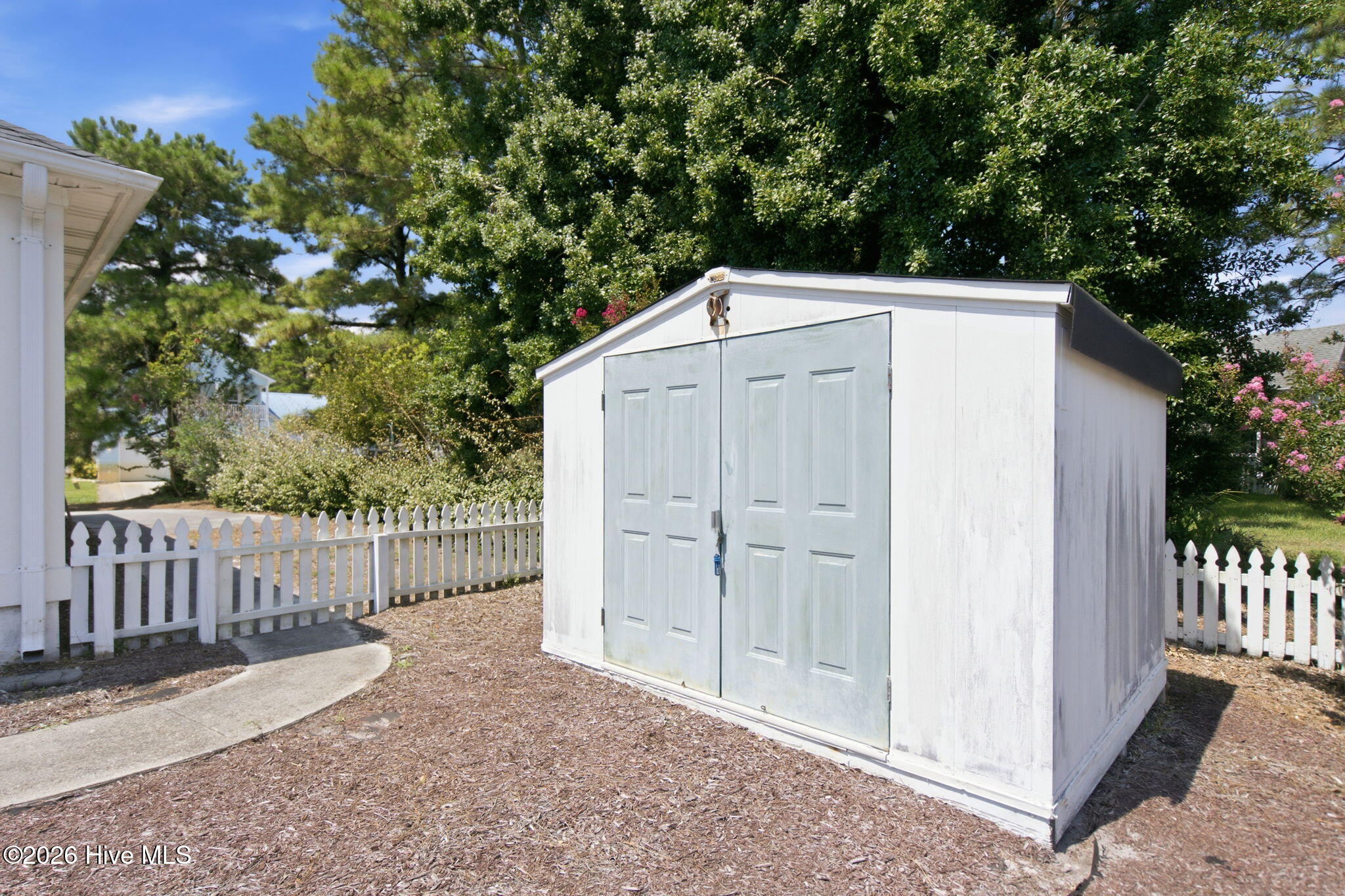 734 Settlers Lane