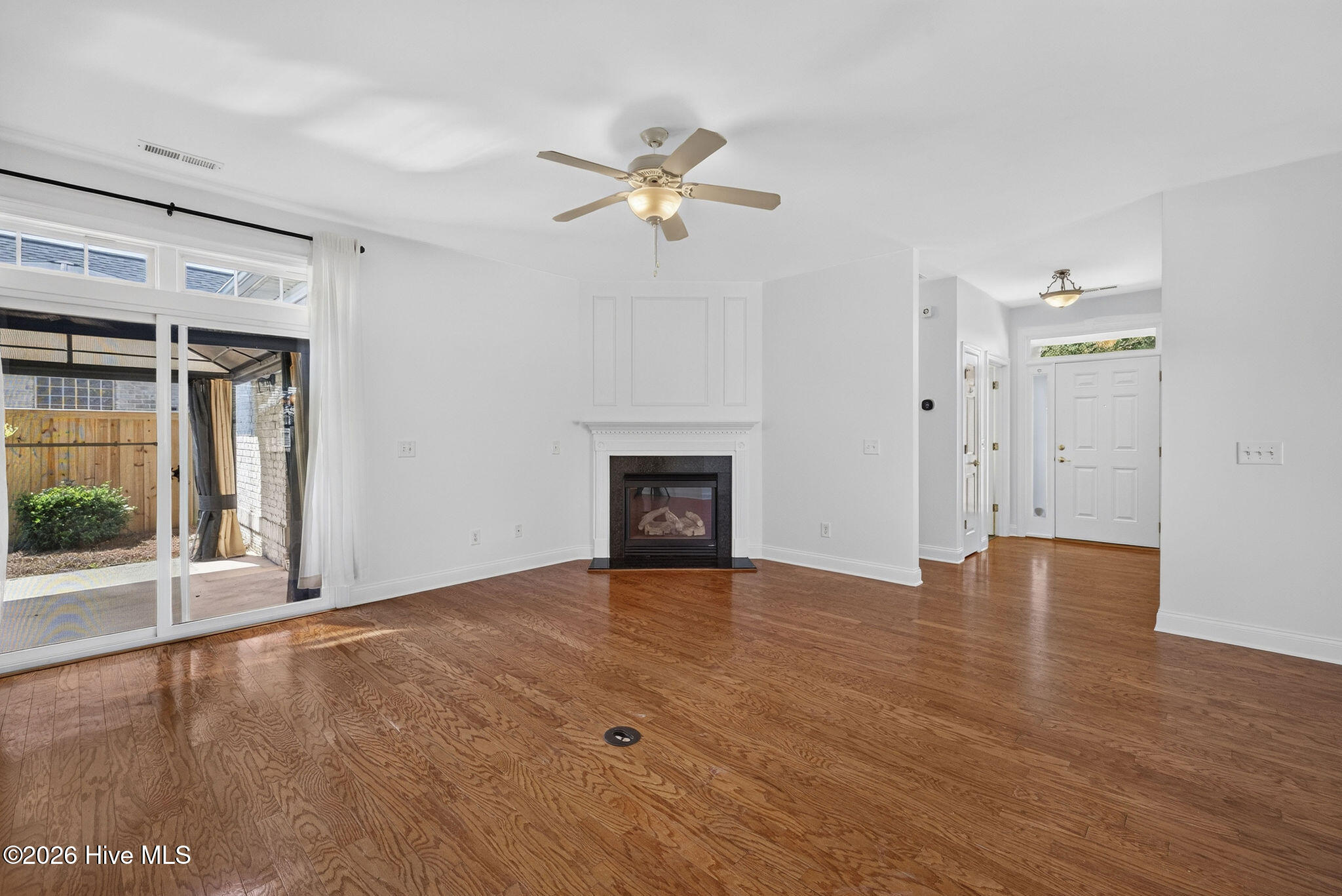 1067 Garden Club Way