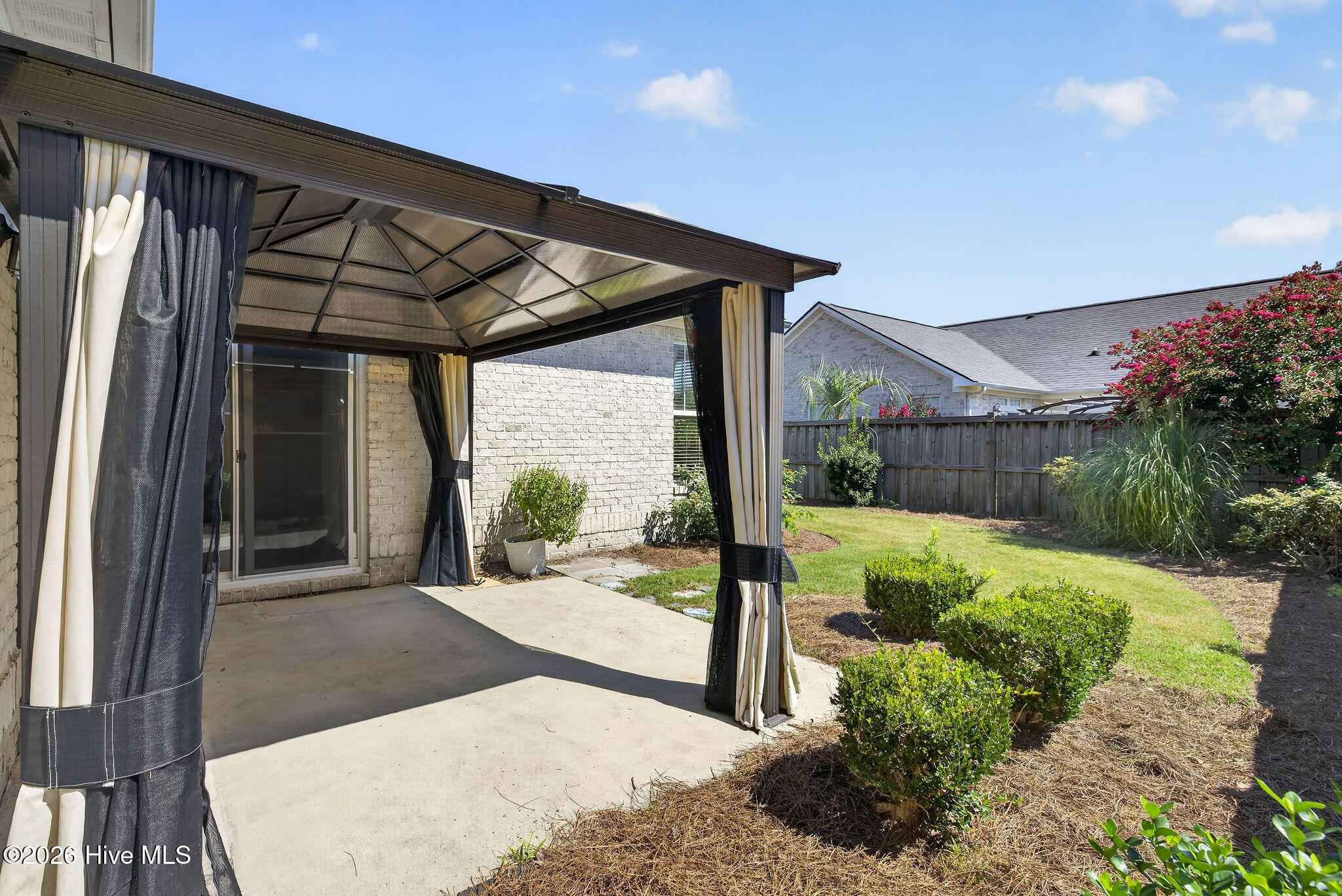 1067 Garden Club Way