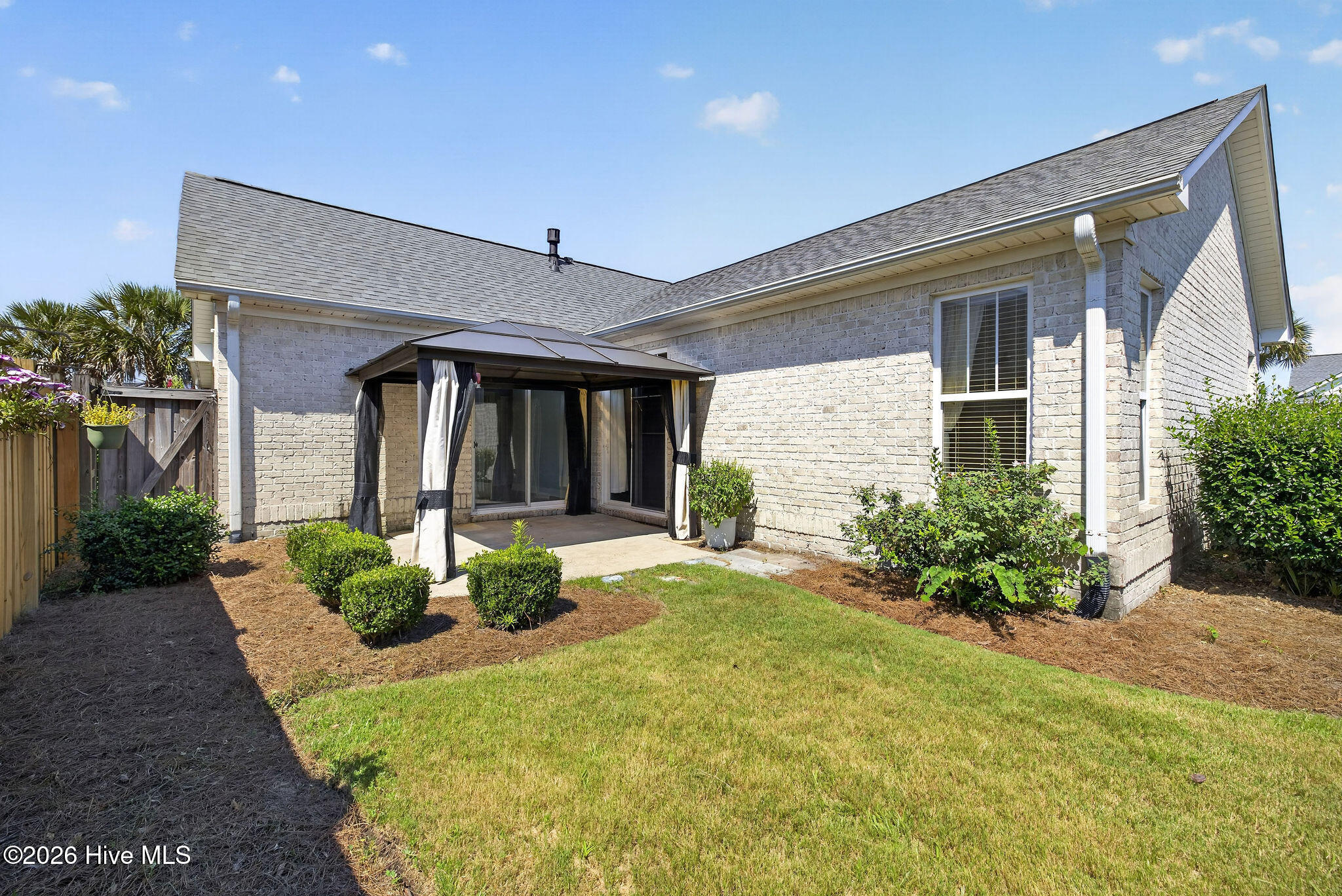 1067 Garden Club Way