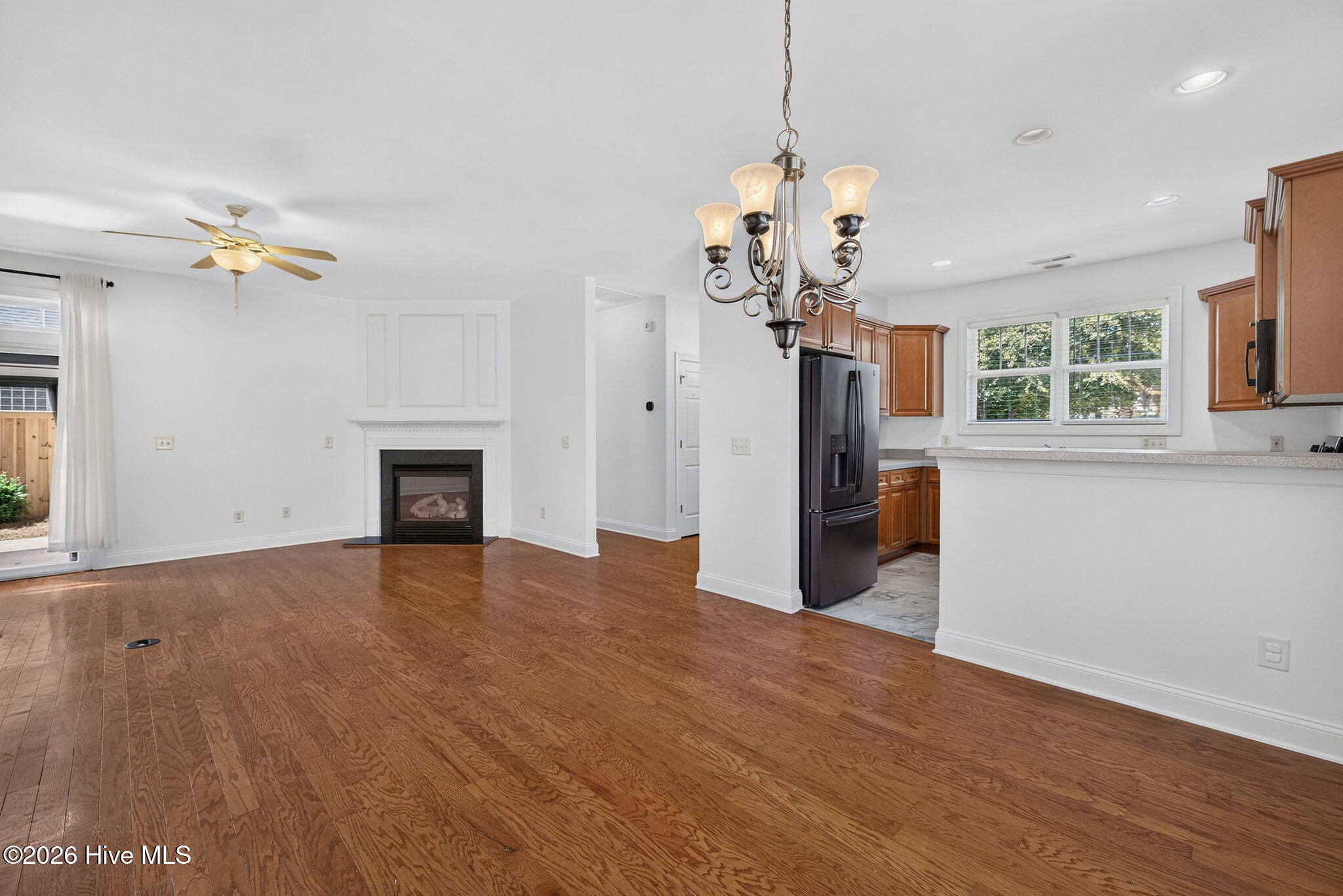 1067 Garden Club Way