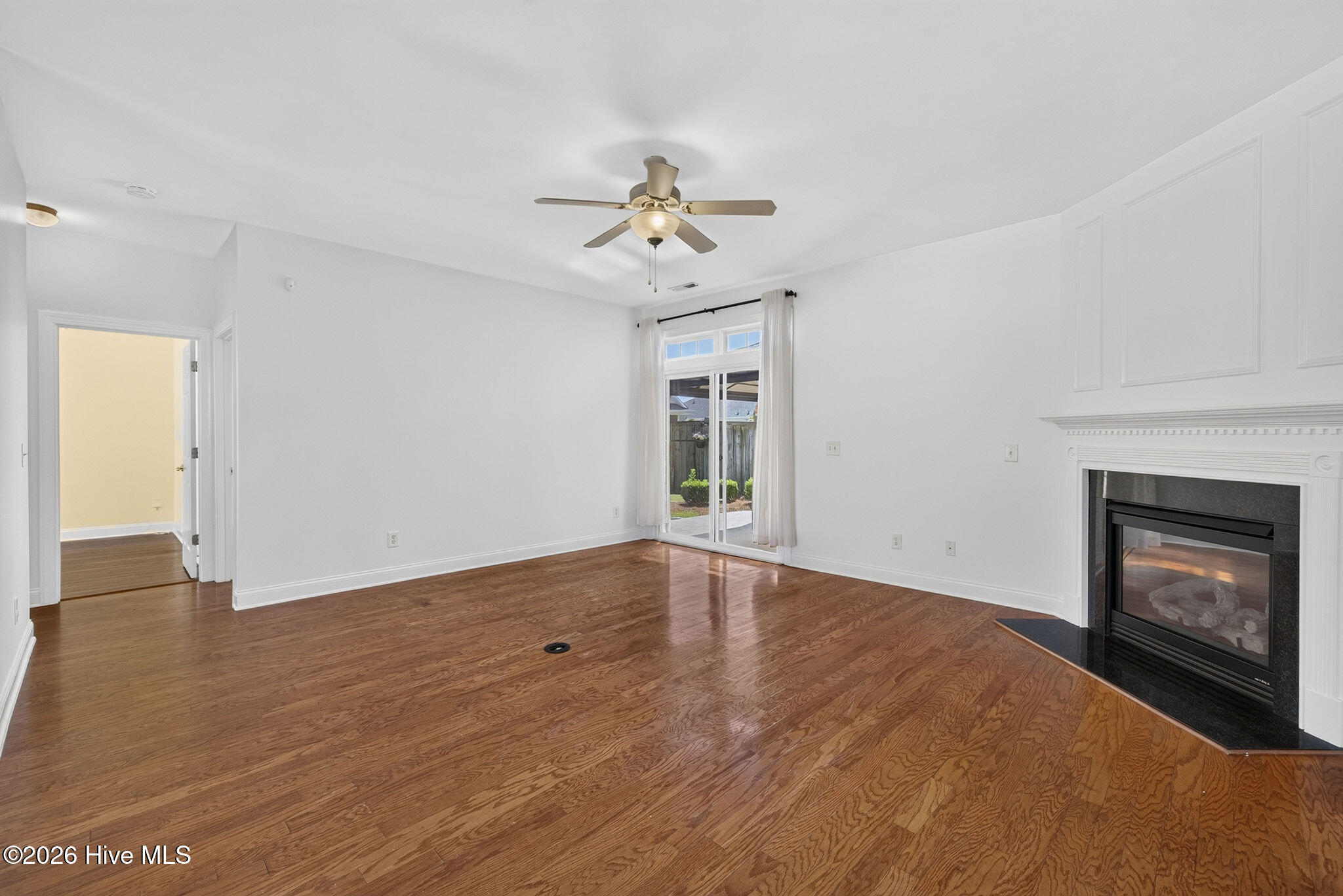 1067 Garden Club Way