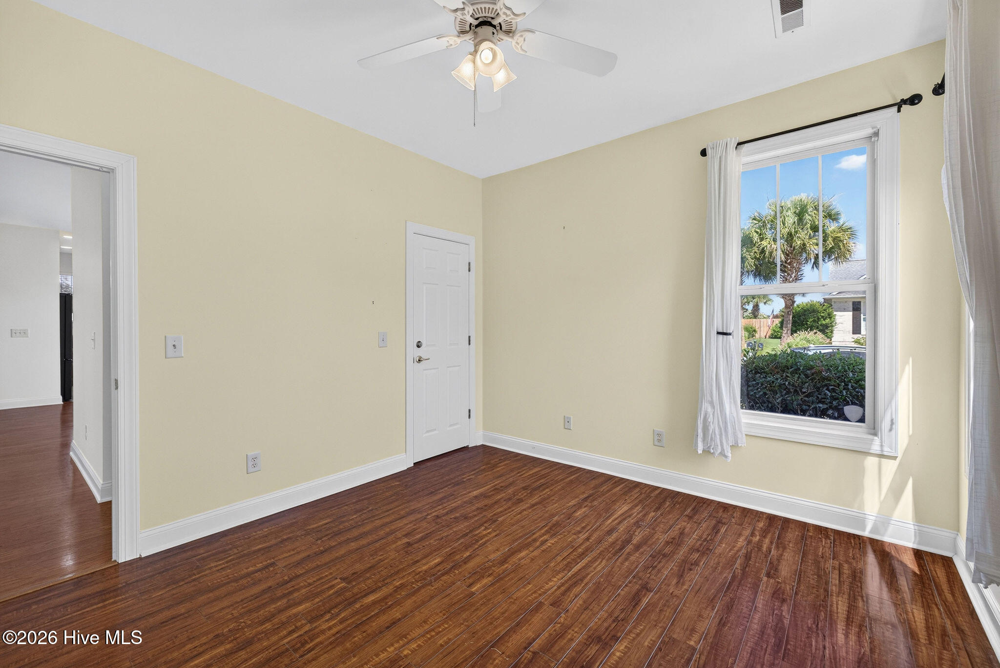 1067 Garden Club Way