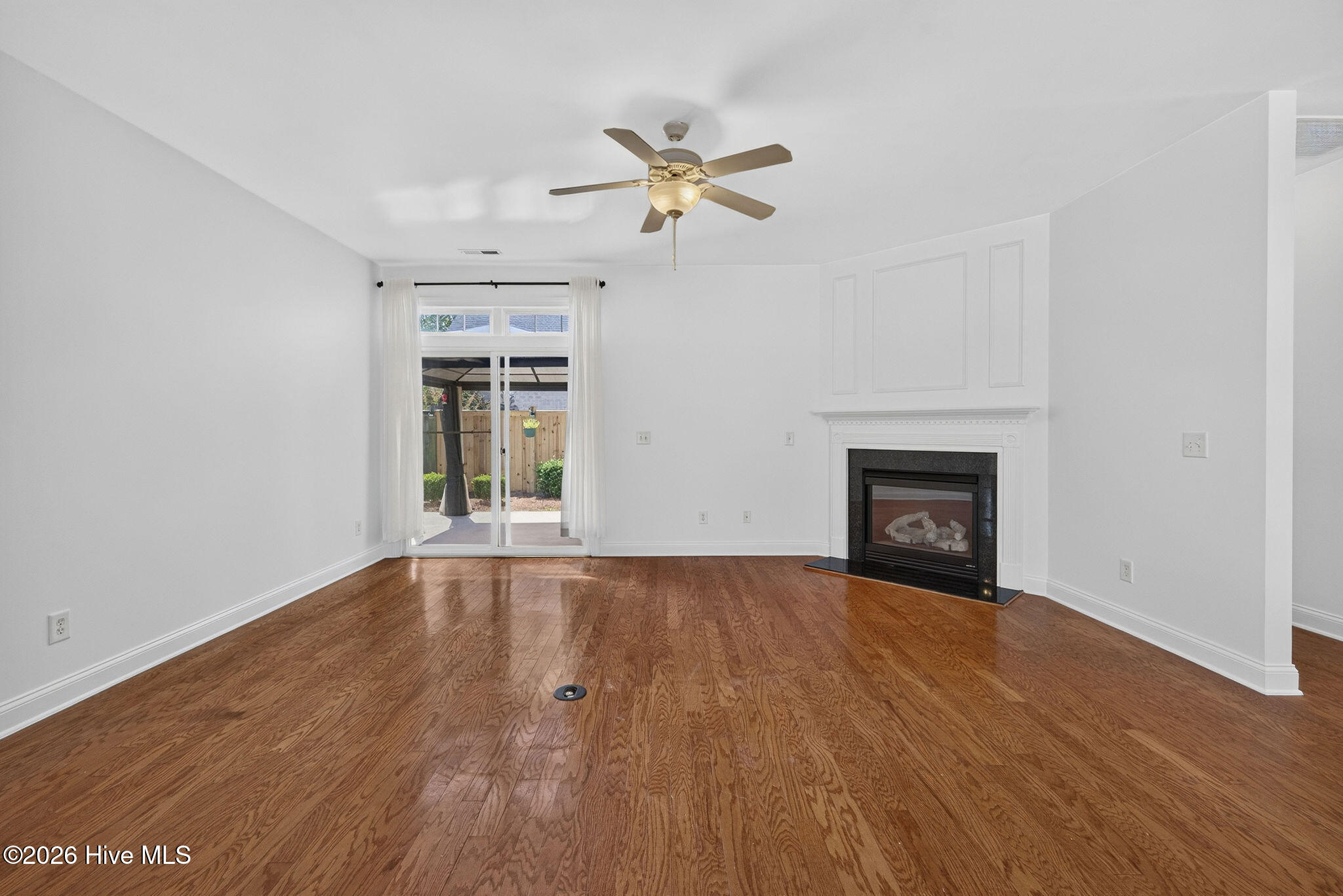 1067 Garden Club Way