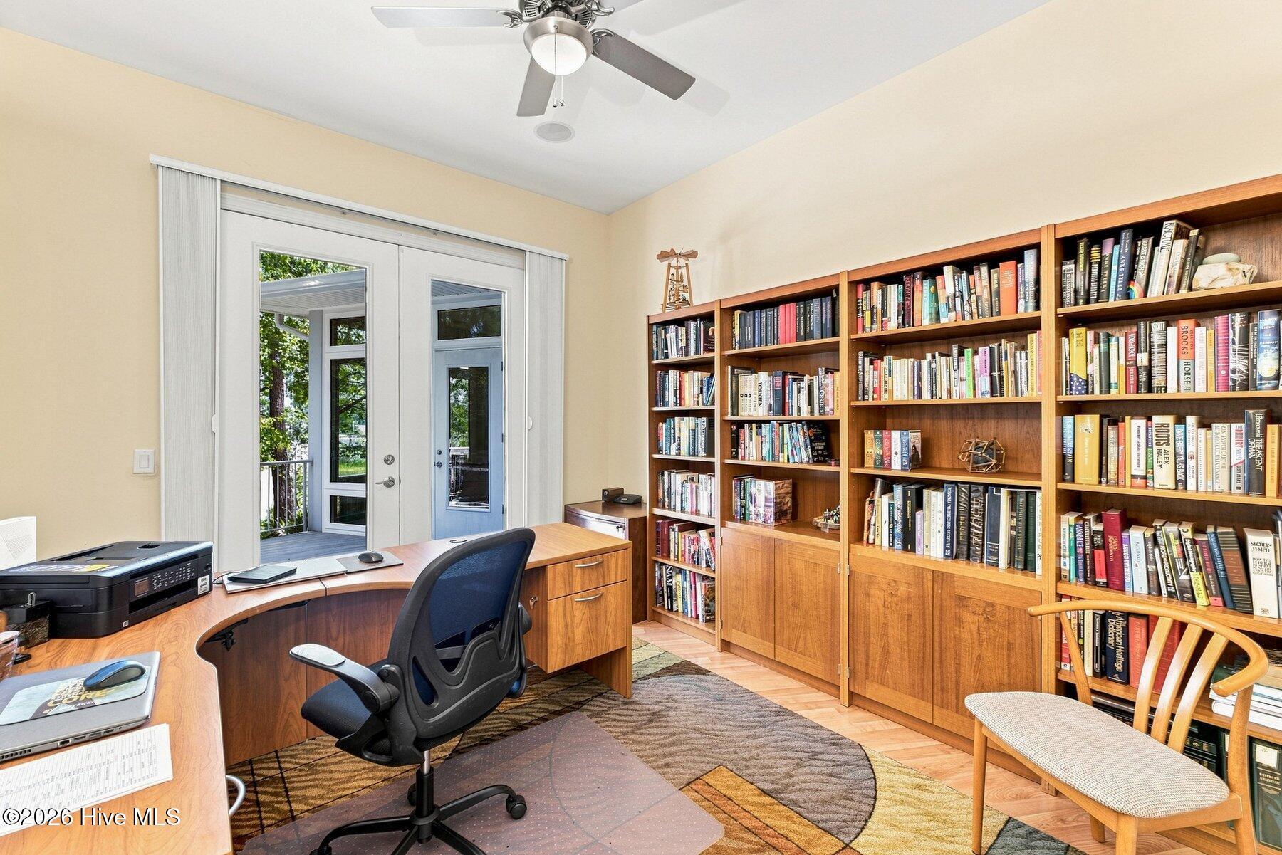 358 Shorepoint Drive