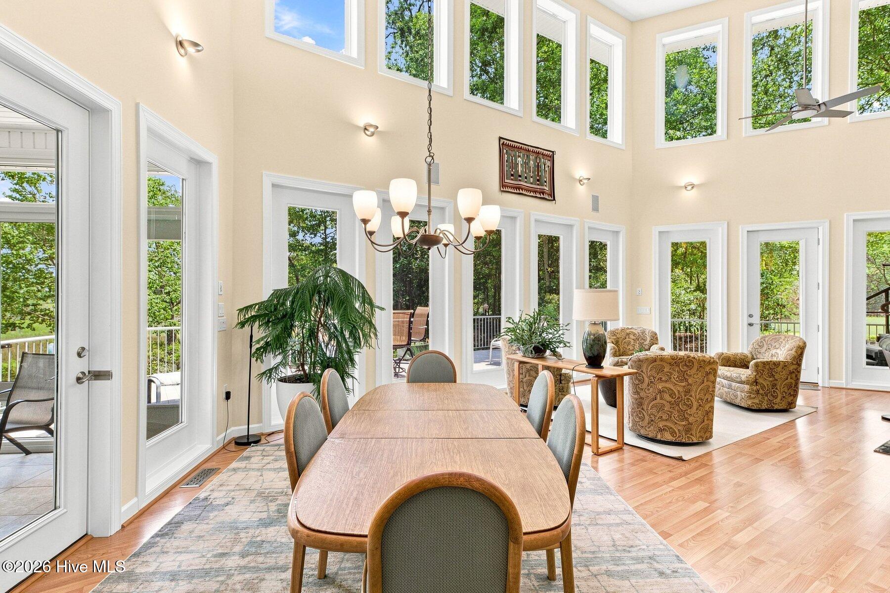 358 Shorepoint Drive