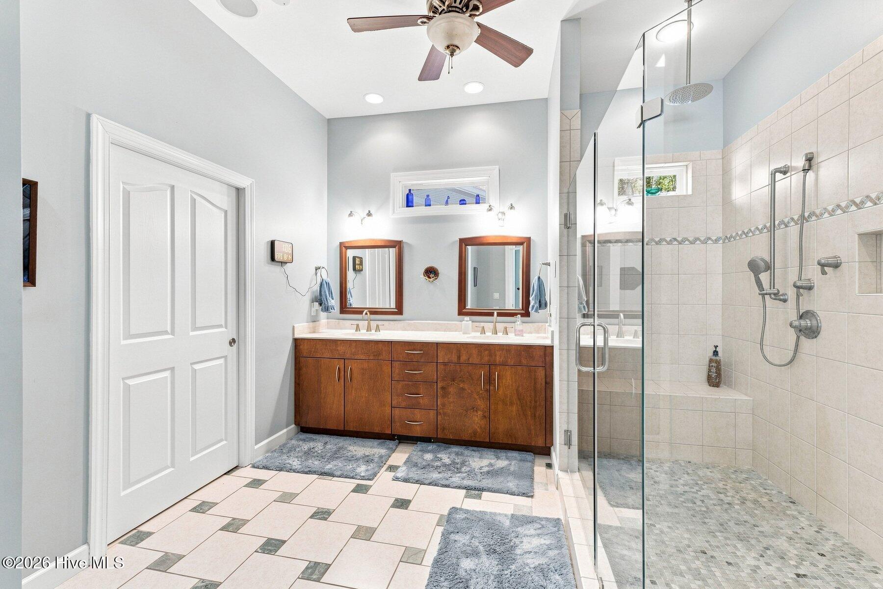 358 Shorepoint Drive